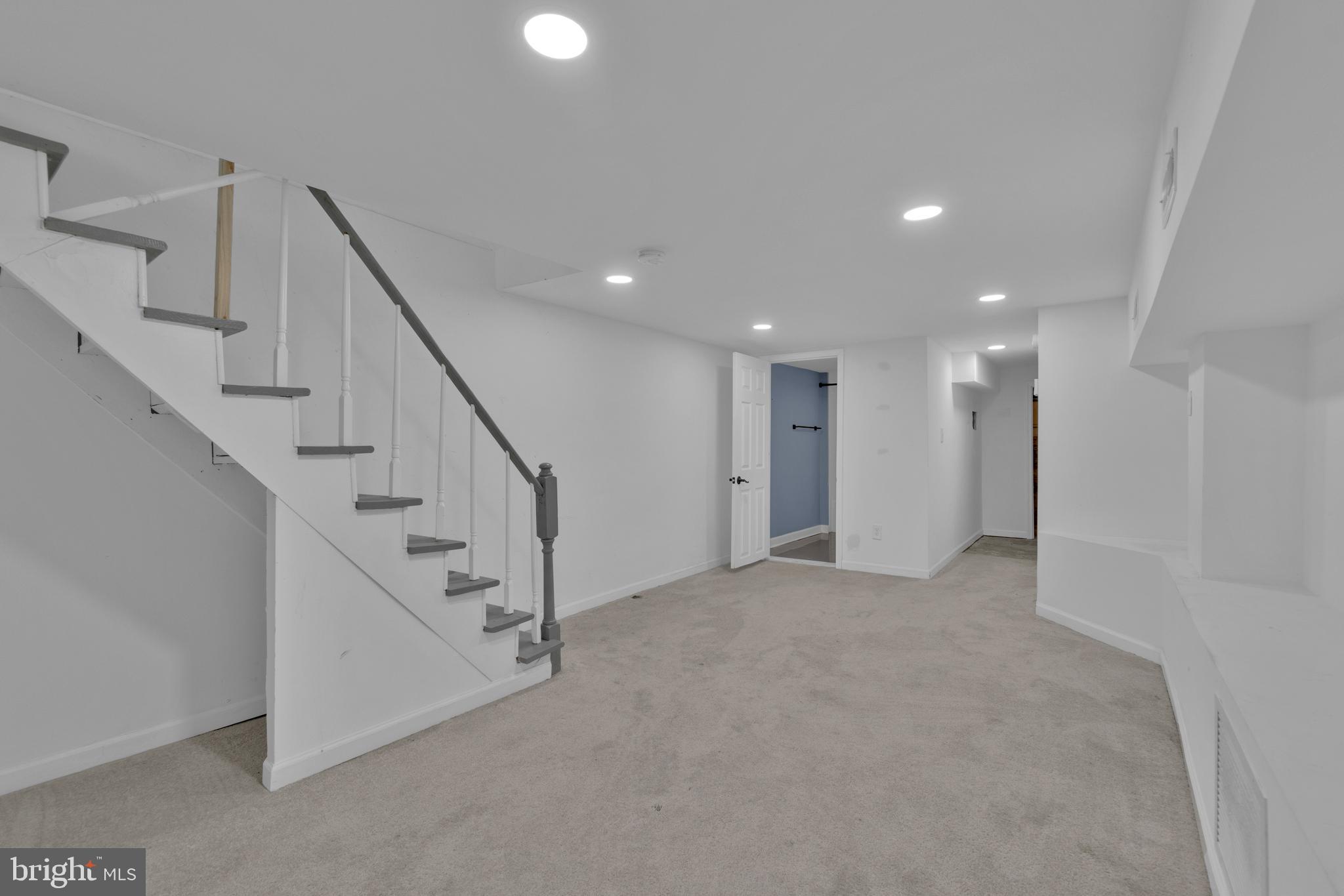 HAMPDEN HISTORIC DISTRICT - Residential