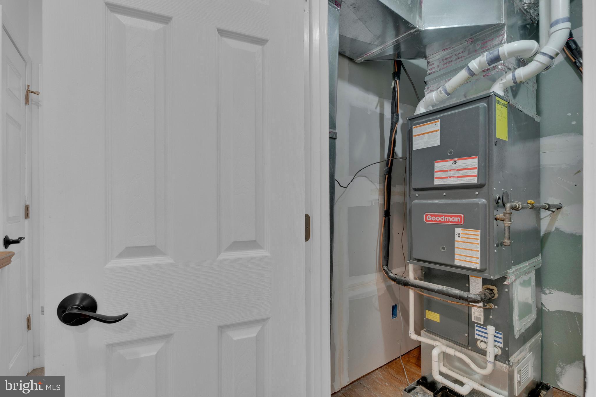 HAMPDEN HISTORIC DISTRICT - Residential