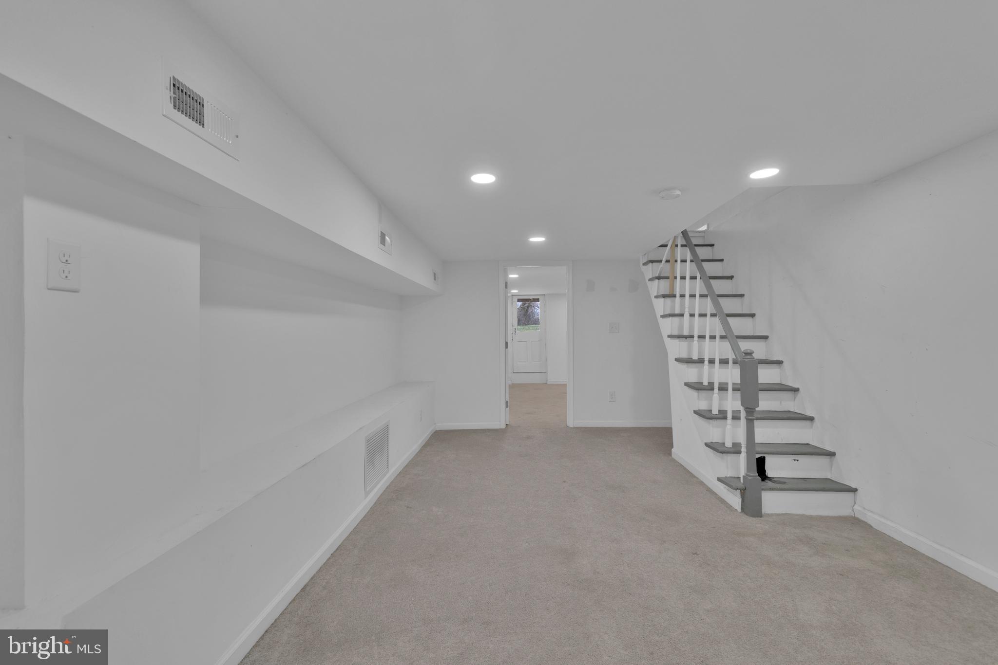 HAMPDEN HISTORIC DISTRICT - Residential