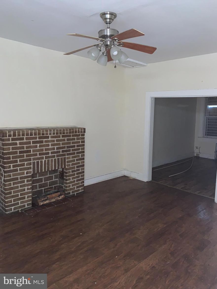 NOT AN AUCTION, NOT A SHORT SALE, NOT A BANK OWNED, NOT A FORECLOSURE, NOT WHOLESALING---QUICK AND EASY. BUYER TO PAY ALL TRANSFER AND RECORDING FEES. Roof within 5 yrs old. Near public transportation  and elementary school. Property may be eligible for Vacants to Values Booster Program - $10,000 incentive for properties that were subject to a City-issued Vacant Building Notice for at least one year prior to (a) rehabilitation of the property by a developer, or (b) sale of the property to a homebuyer who intends to renovate the property using an acquisition/rehabilitation loan.