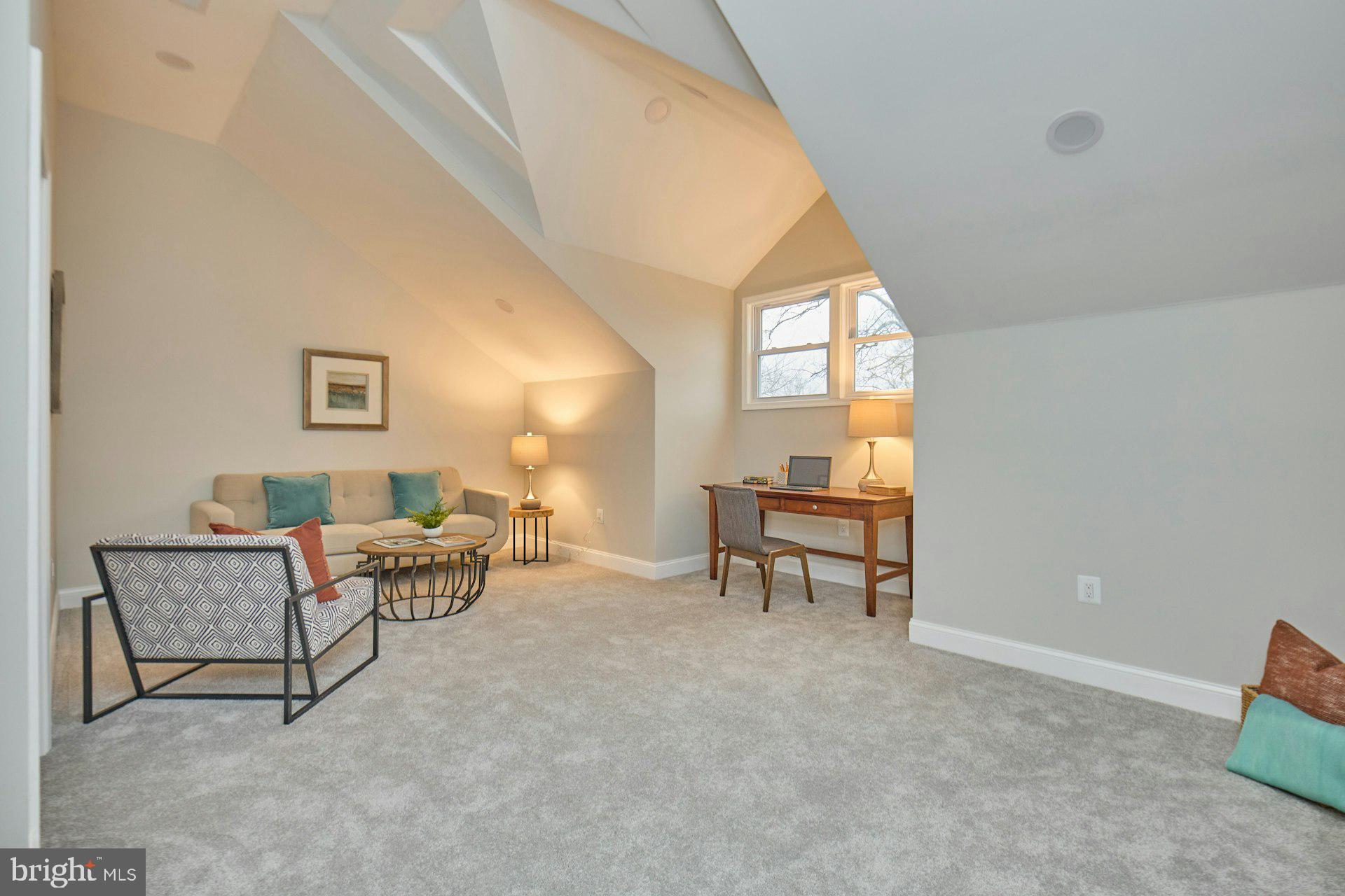 PARKLAWN - Residential