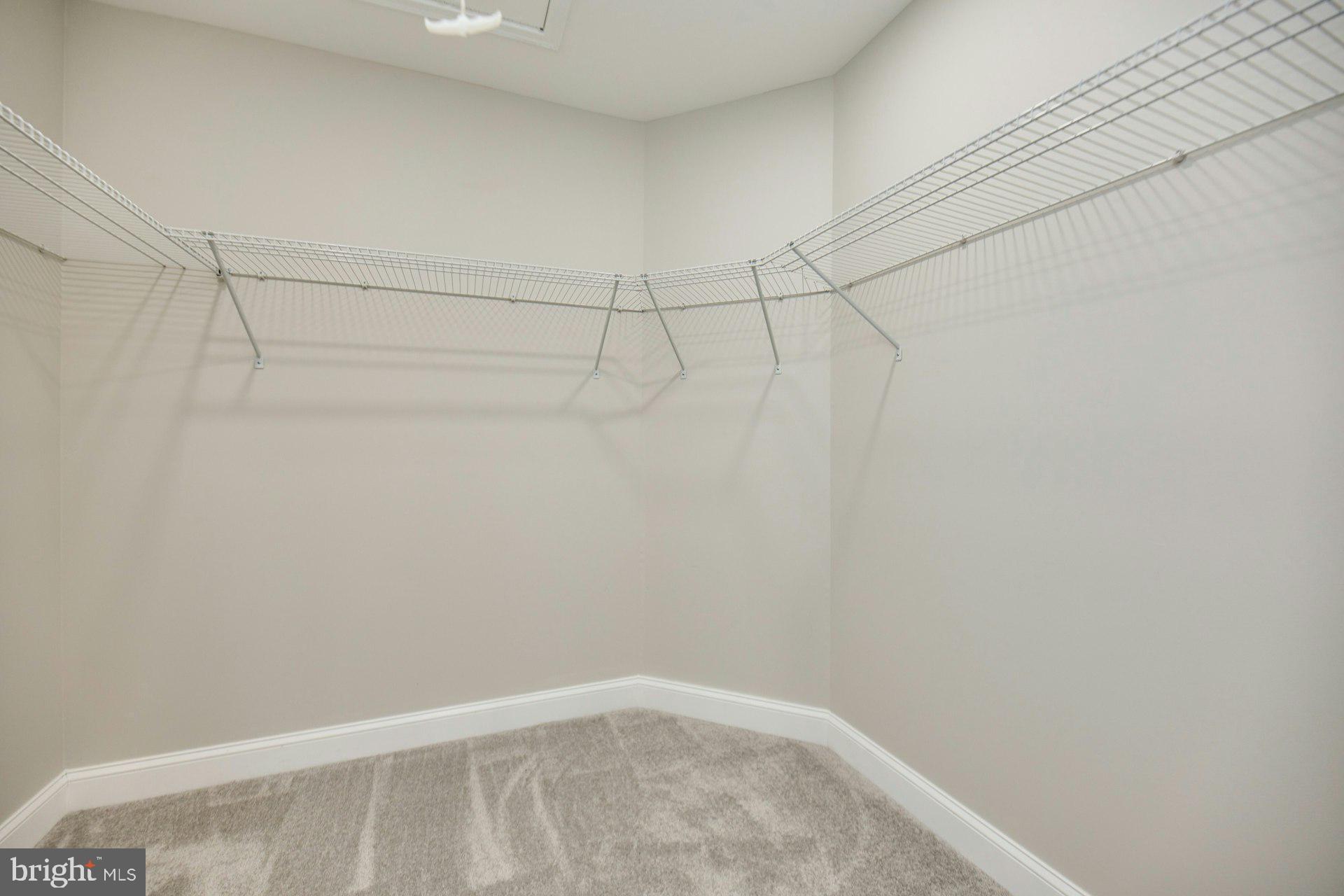 PARKLAWN - Residential