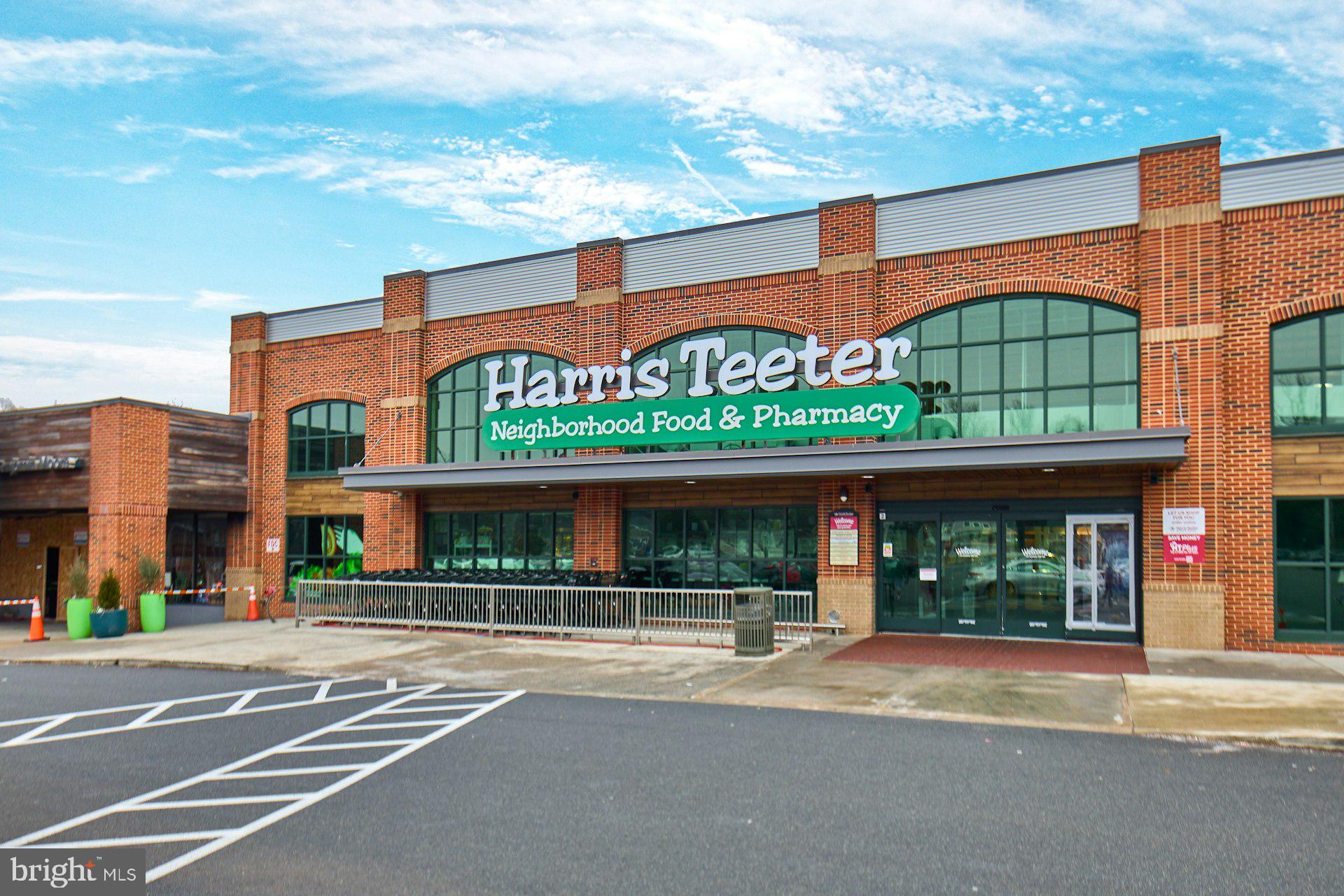 PARKLAWN - Residential