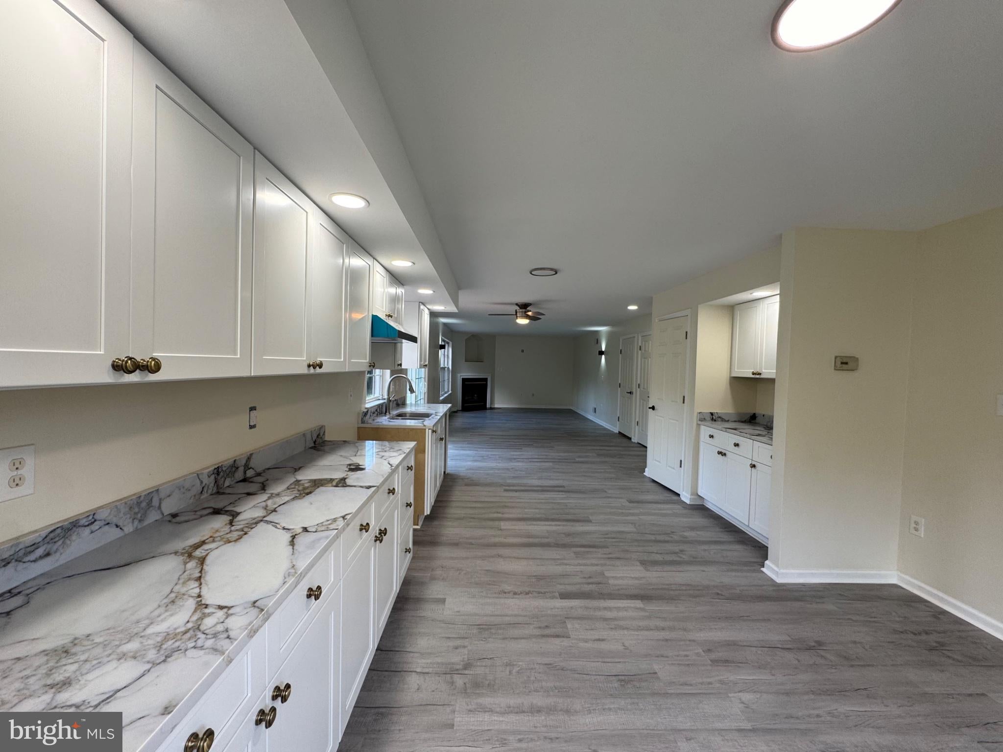 1199 ASHBOURNE DRIVE
