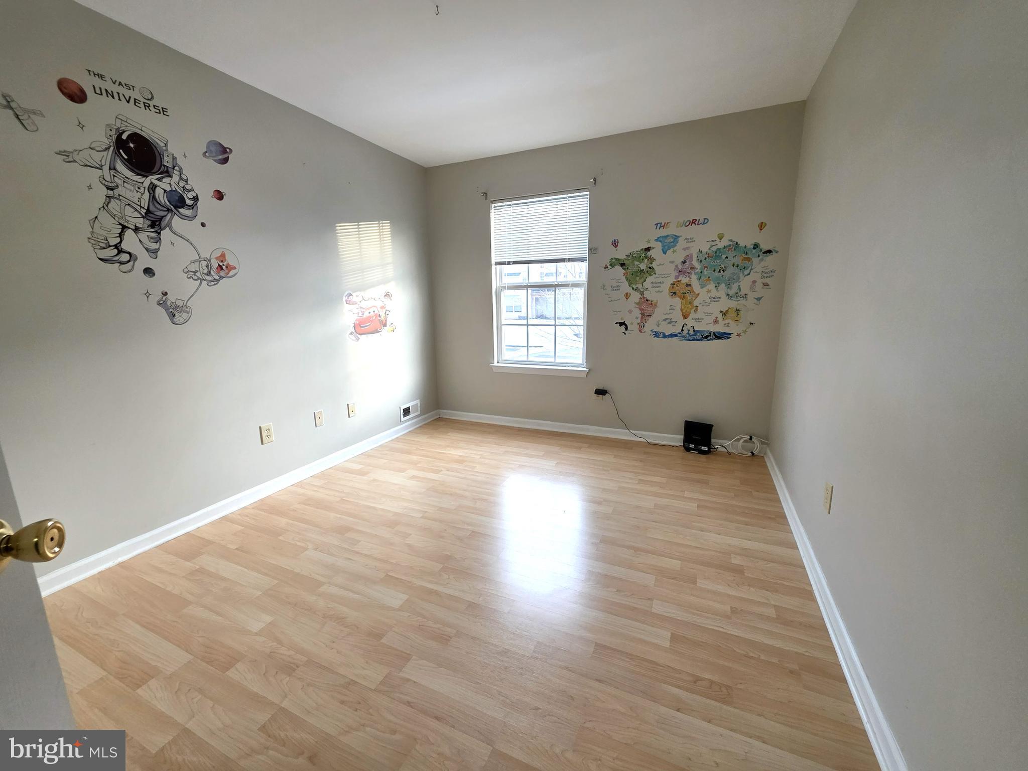 GLENN ROSE - Residential Lease