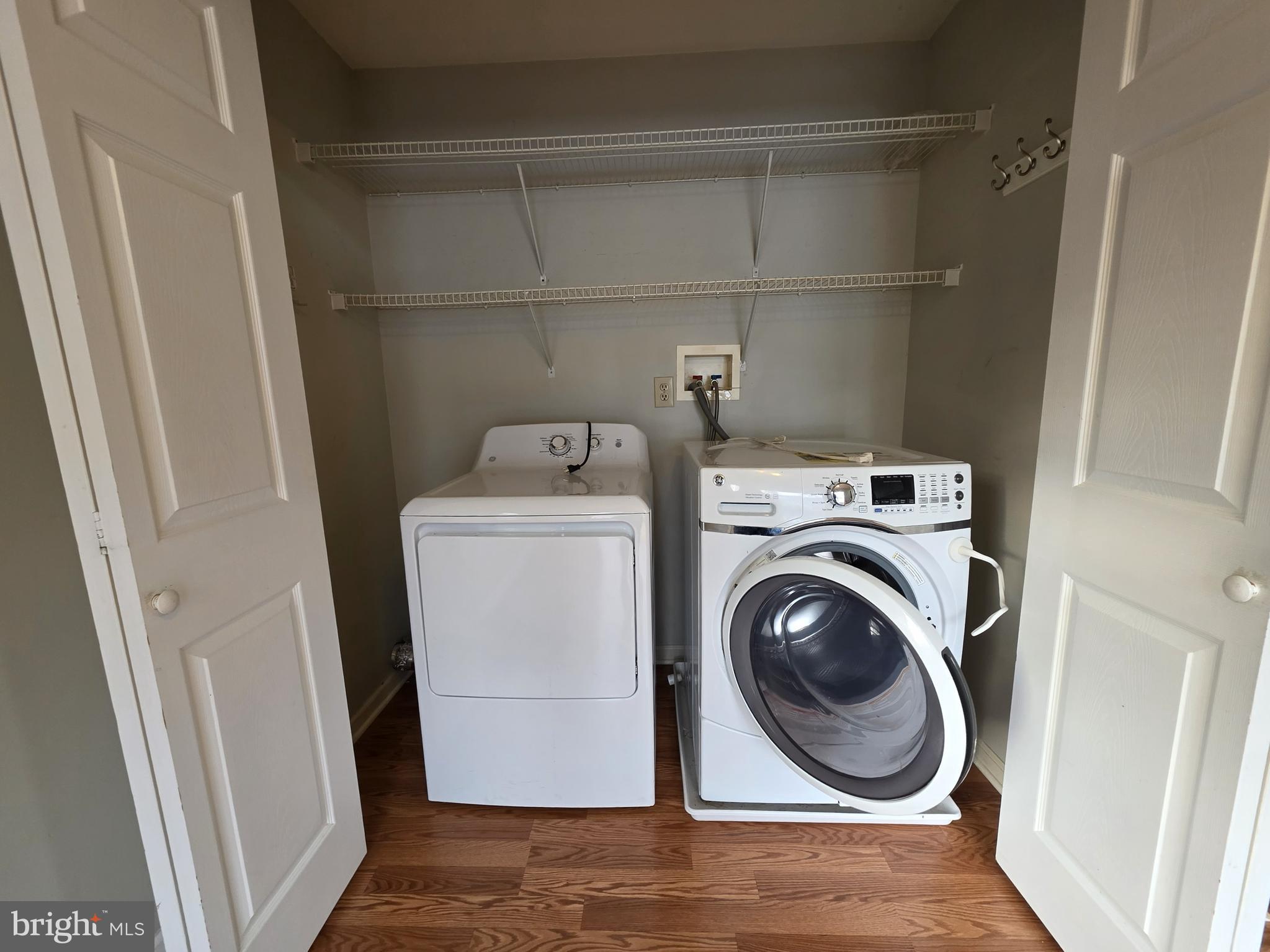 GLENN ROSE - Residential Lease