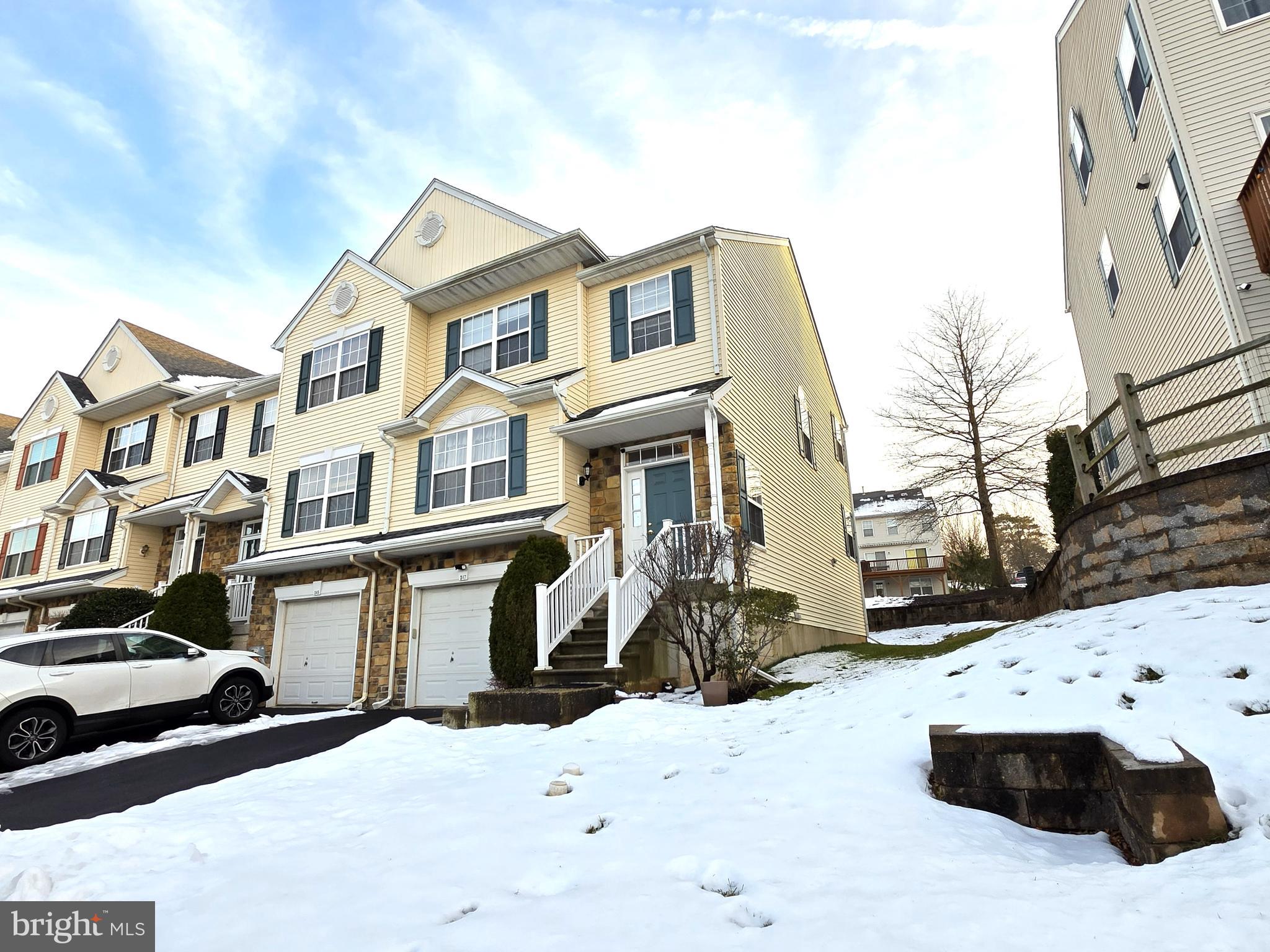 GLENN ROSE - Residential Lease