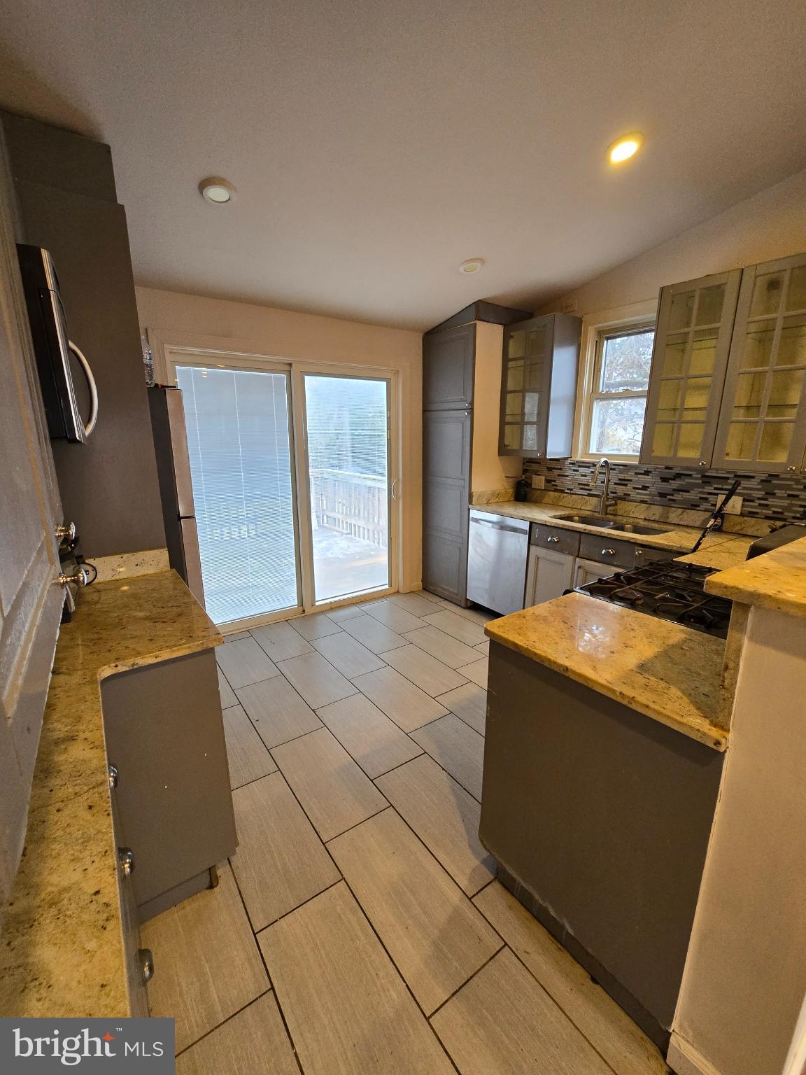 COTTAGE CITY - Residential