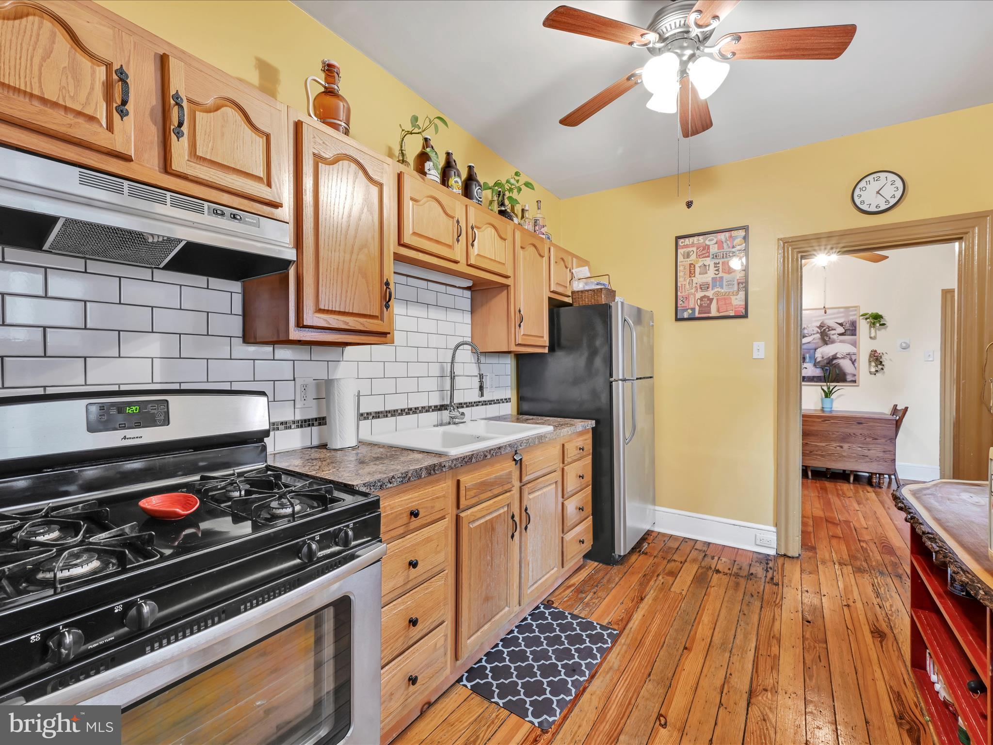 CHESTNUT HILL - Residential