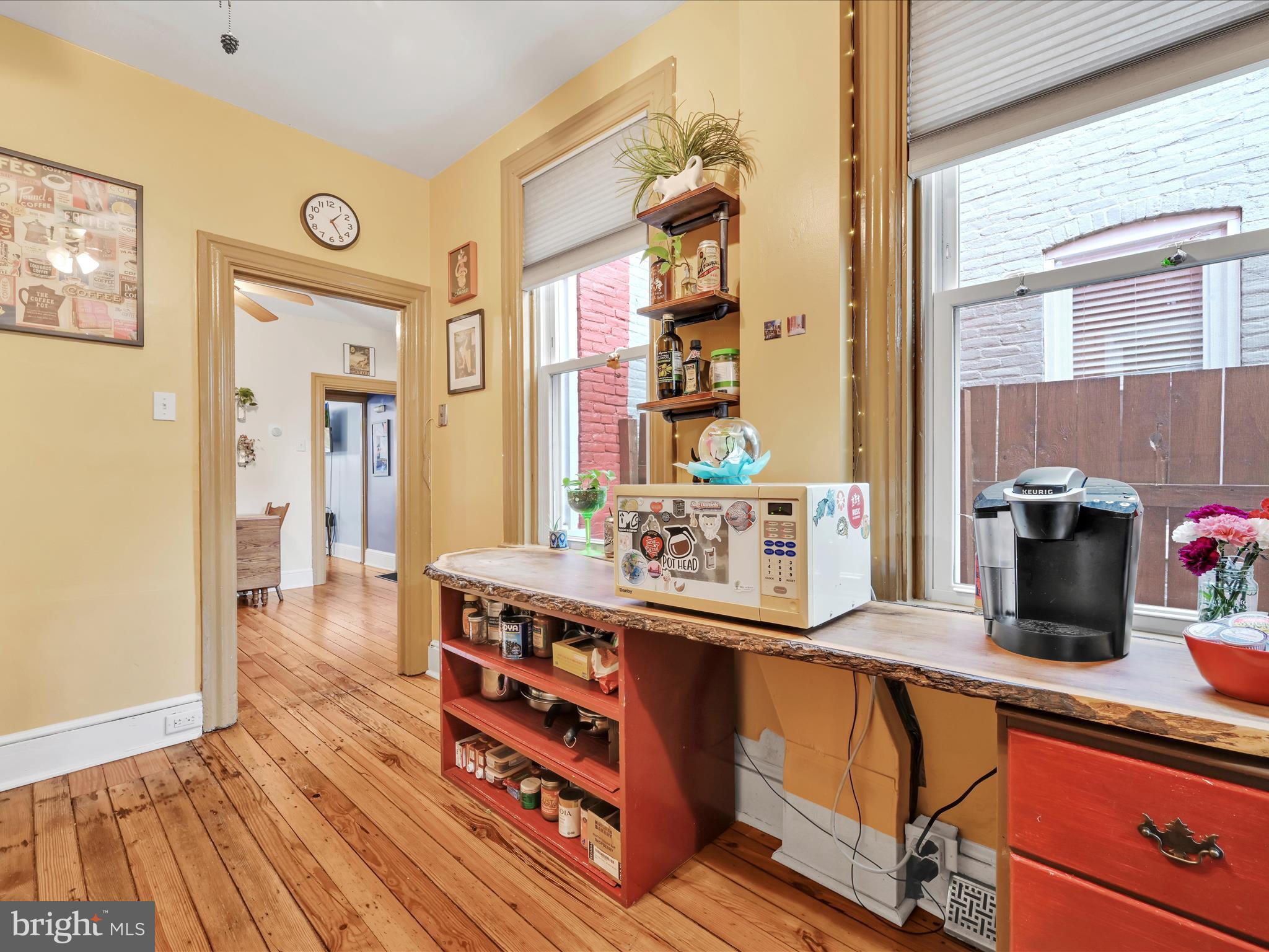 CHESTNUT HILL - Residential