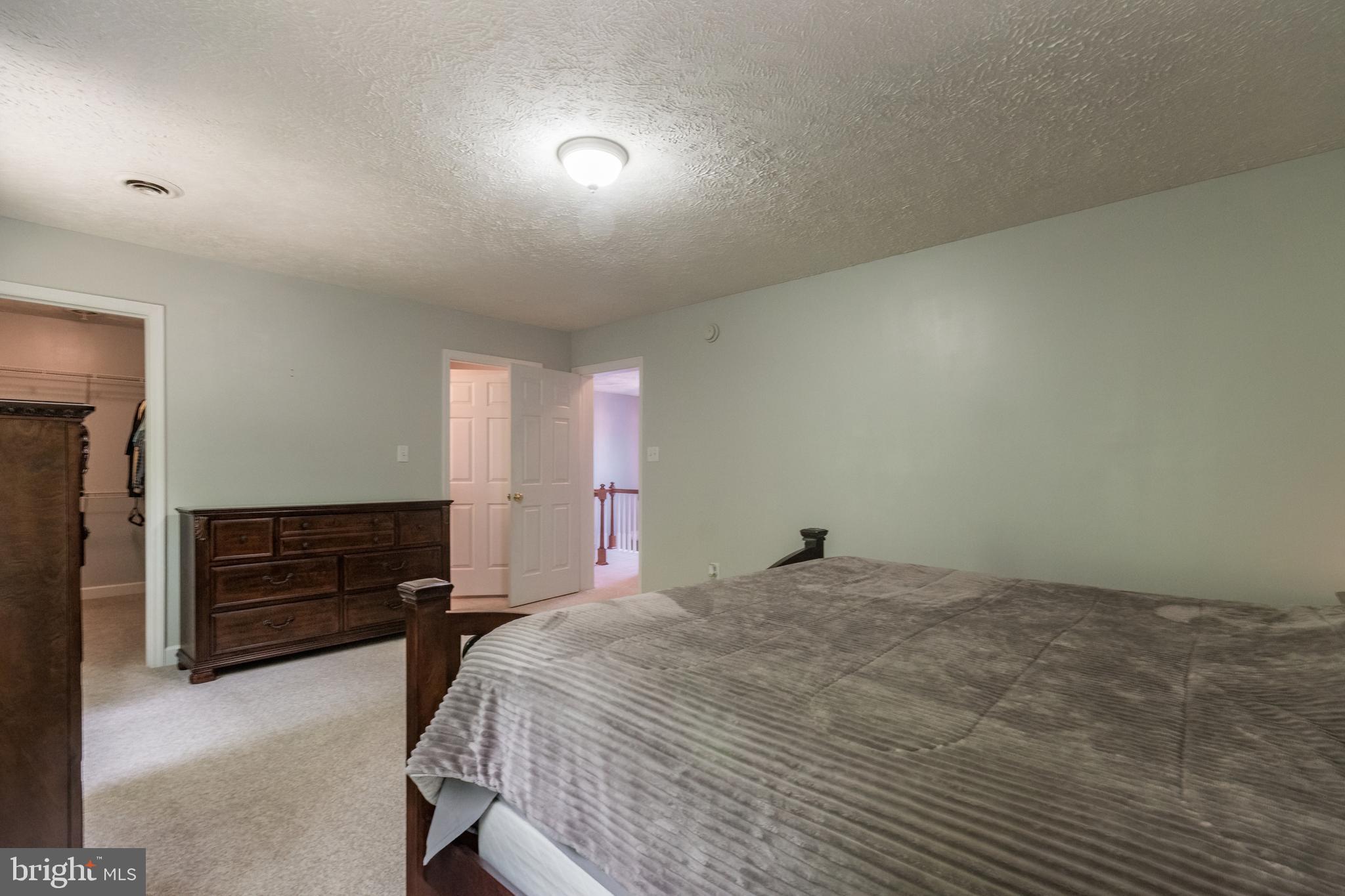 SOUTHRIDGE - Residential