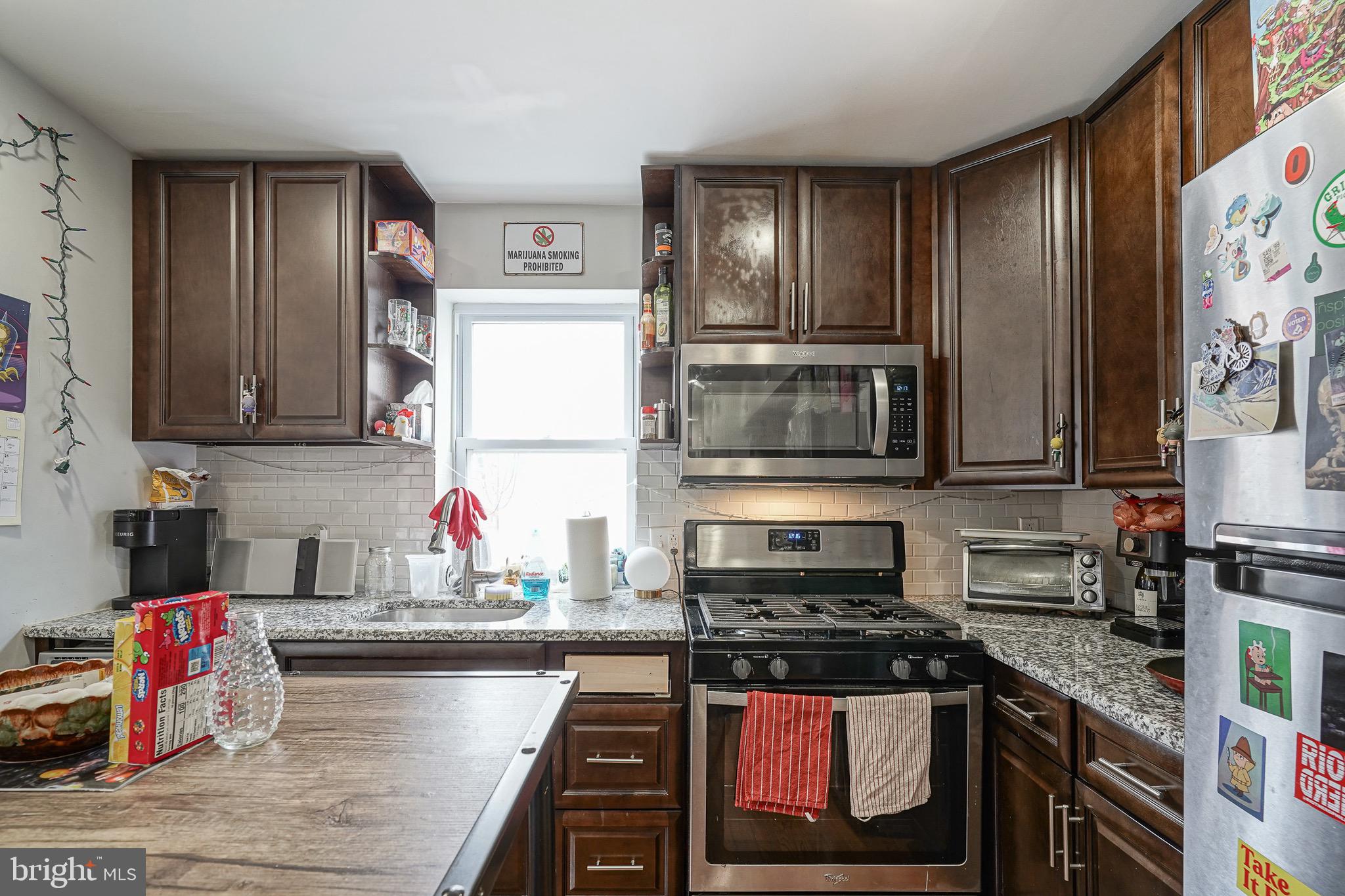 FRANCISVILLE - Residential Income