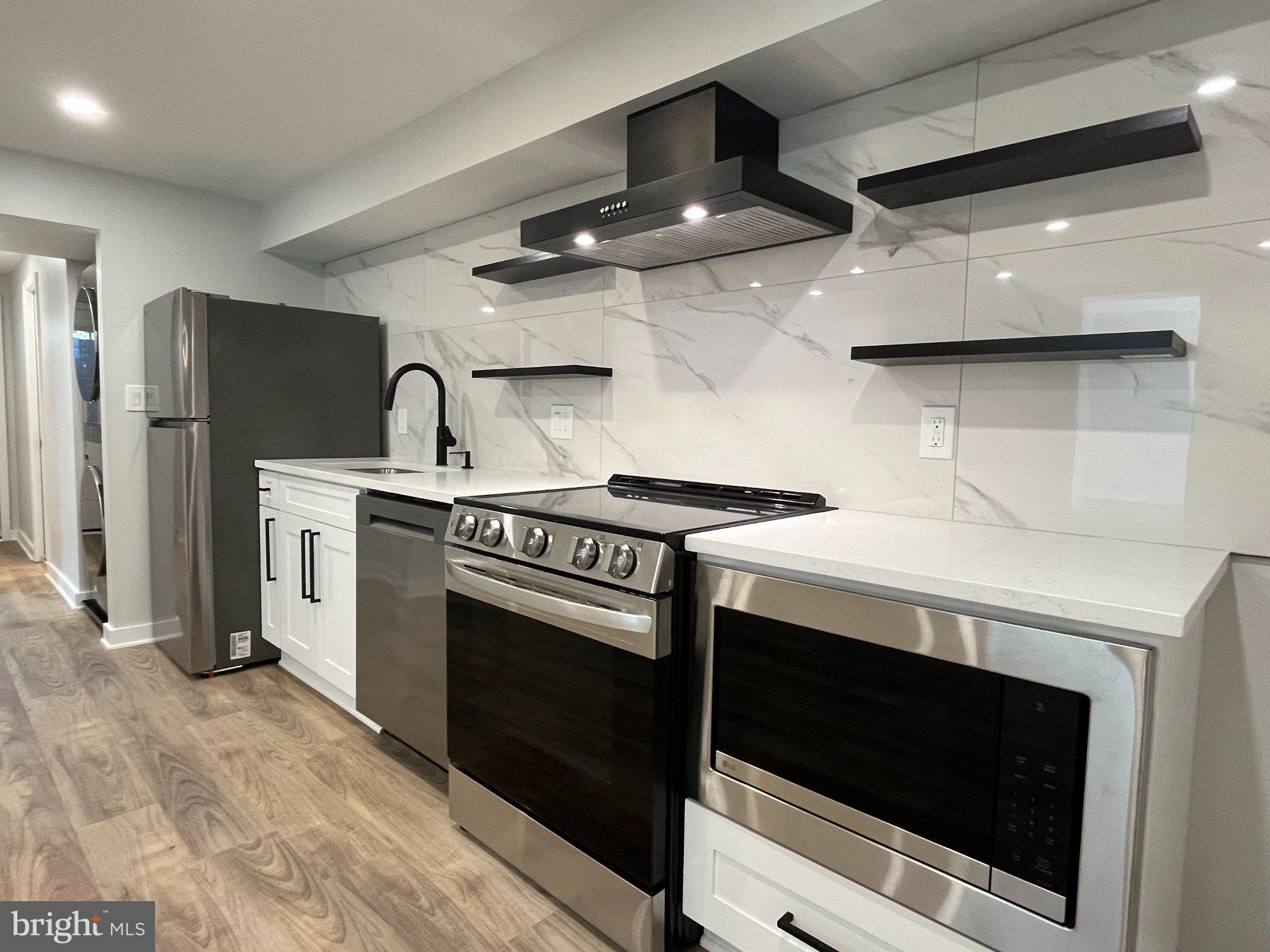 327 WHITTIER STREET NW B