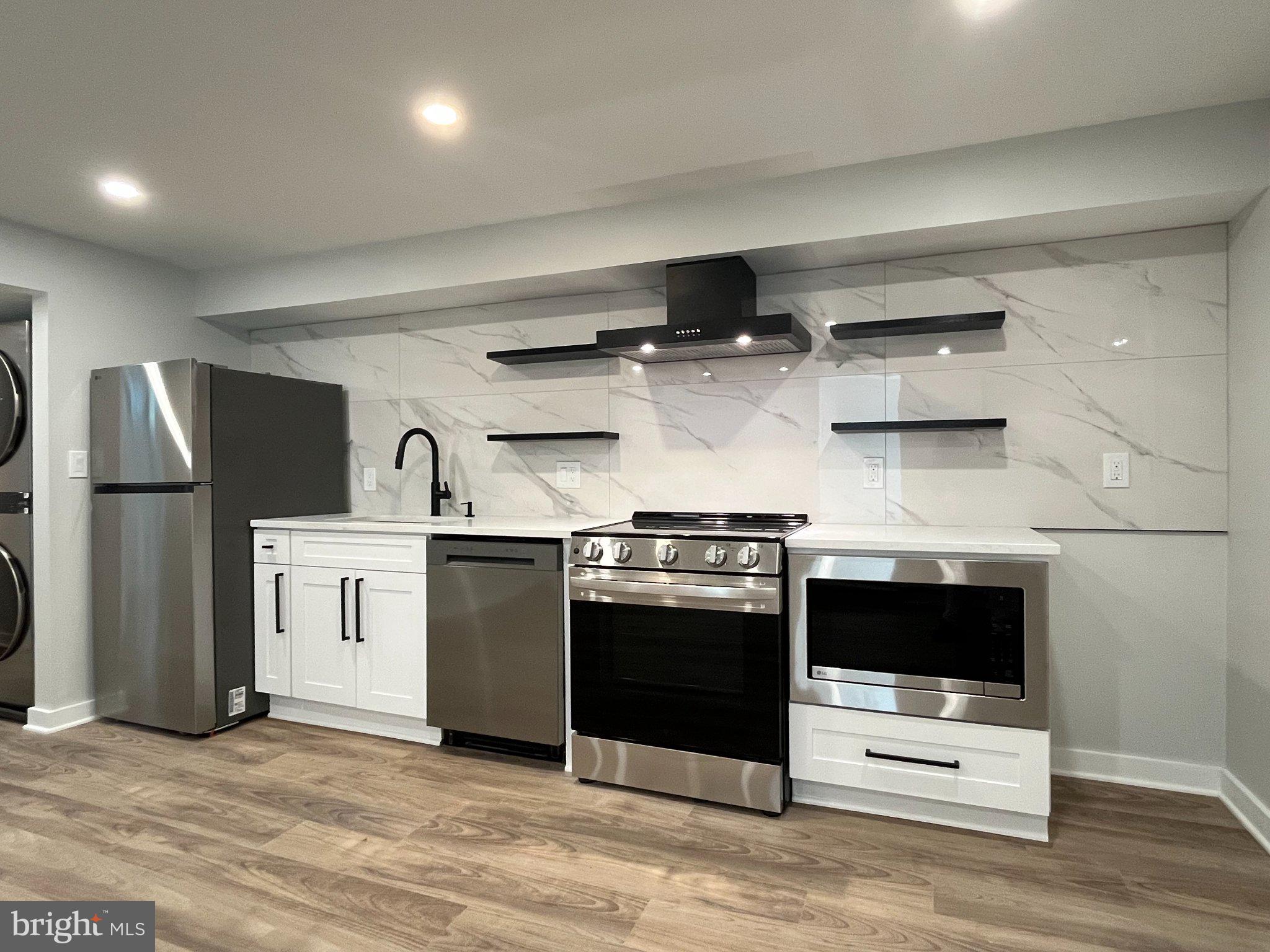 327 WHITTIER STREET NW B