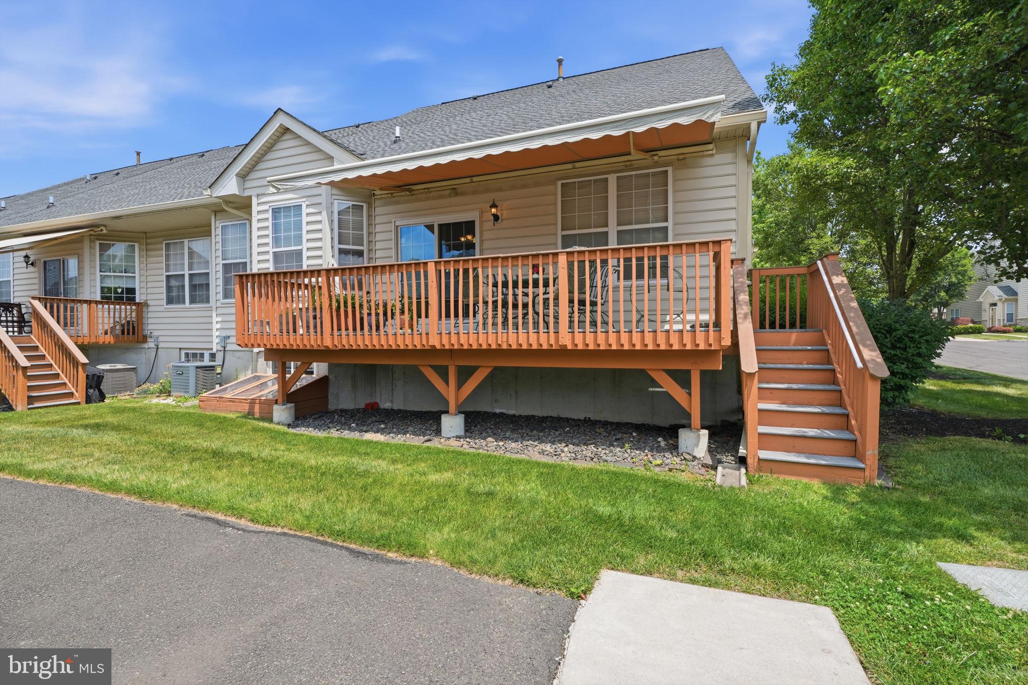 301 EATON COURT 20