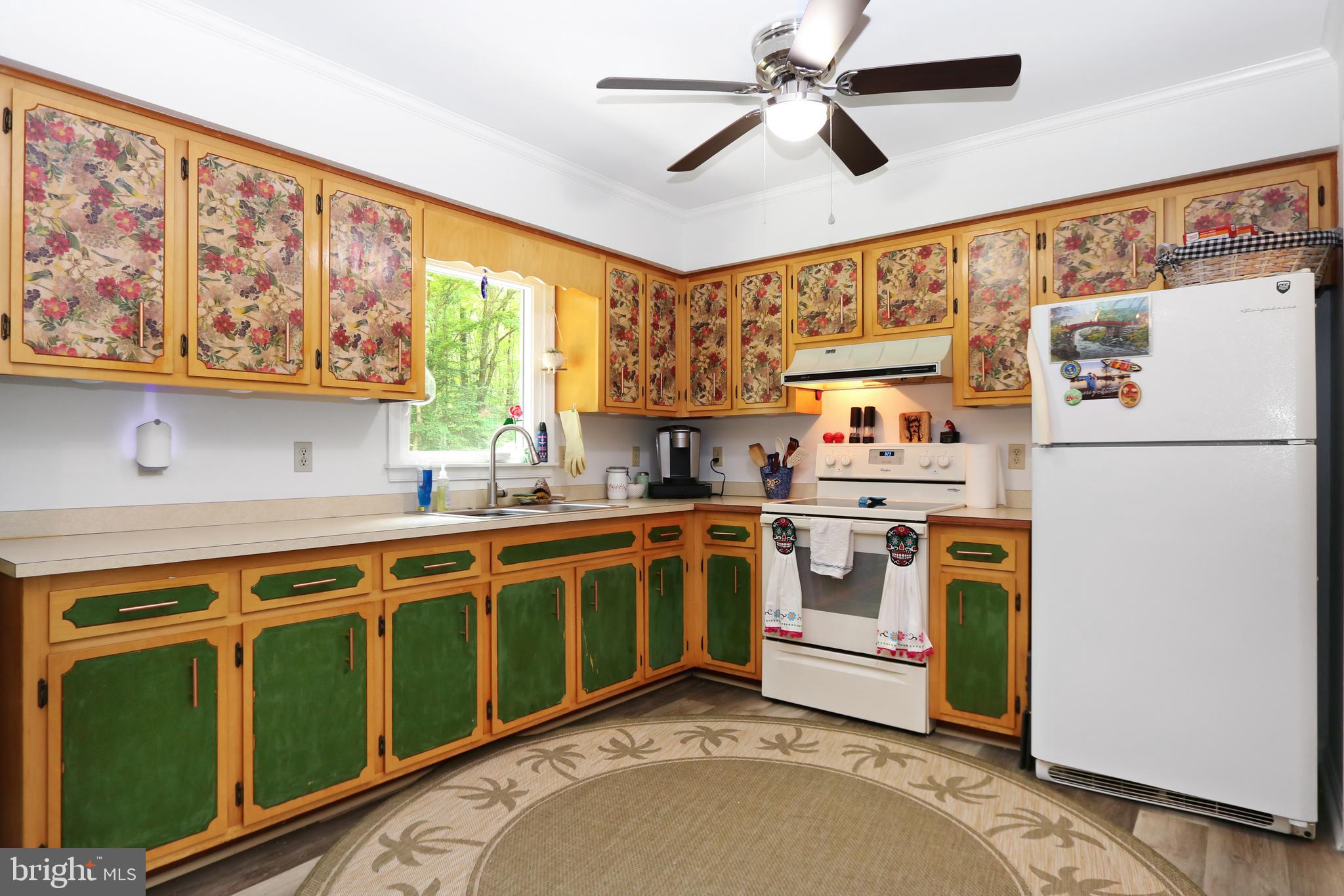 SNOW HILL ESTATES - Residential