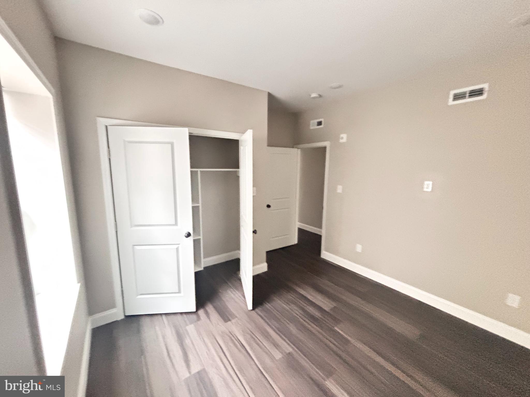 OVERBROOK - Residential Lease