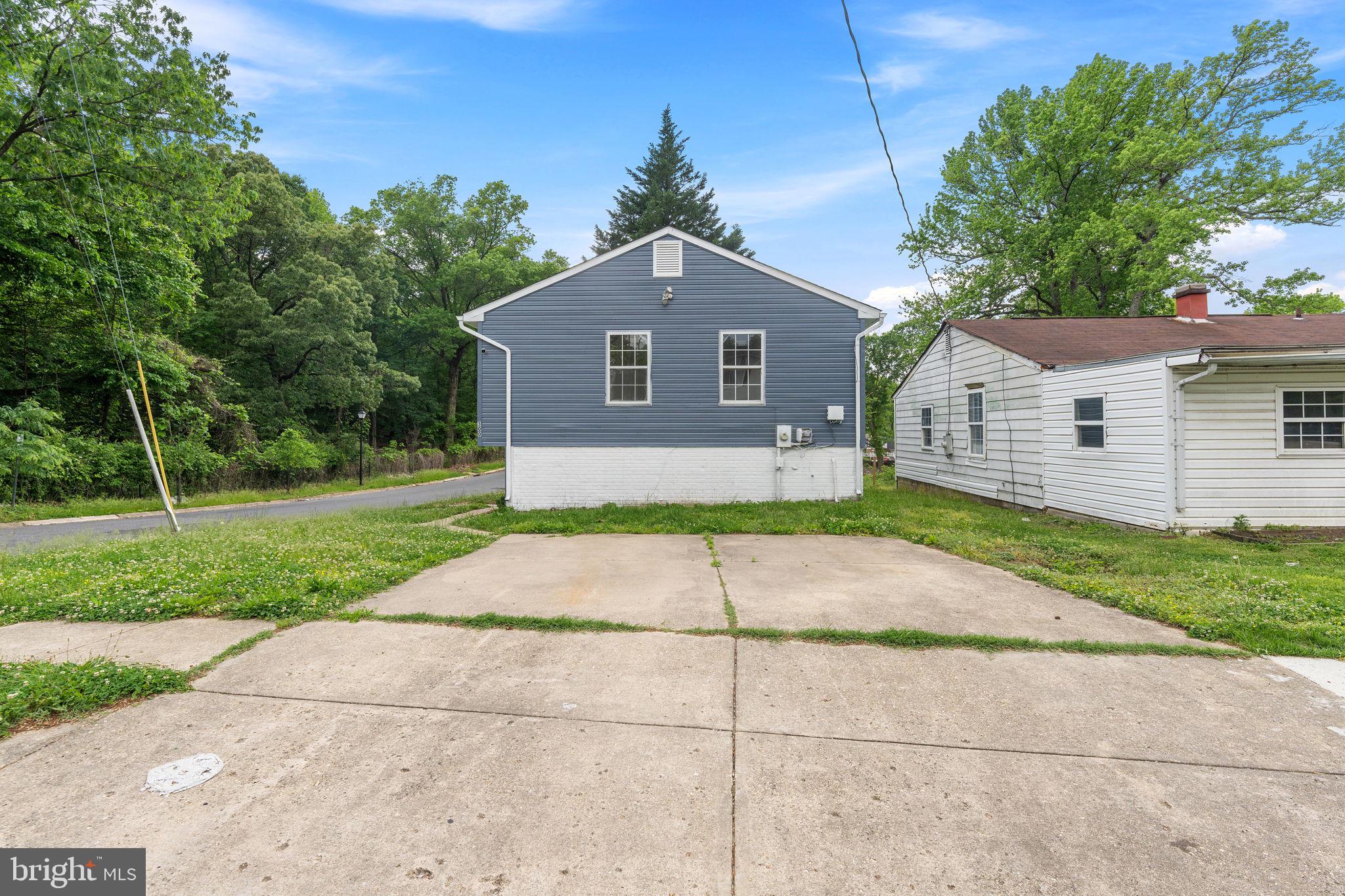 CAPITOL HEIGHTS - Residential