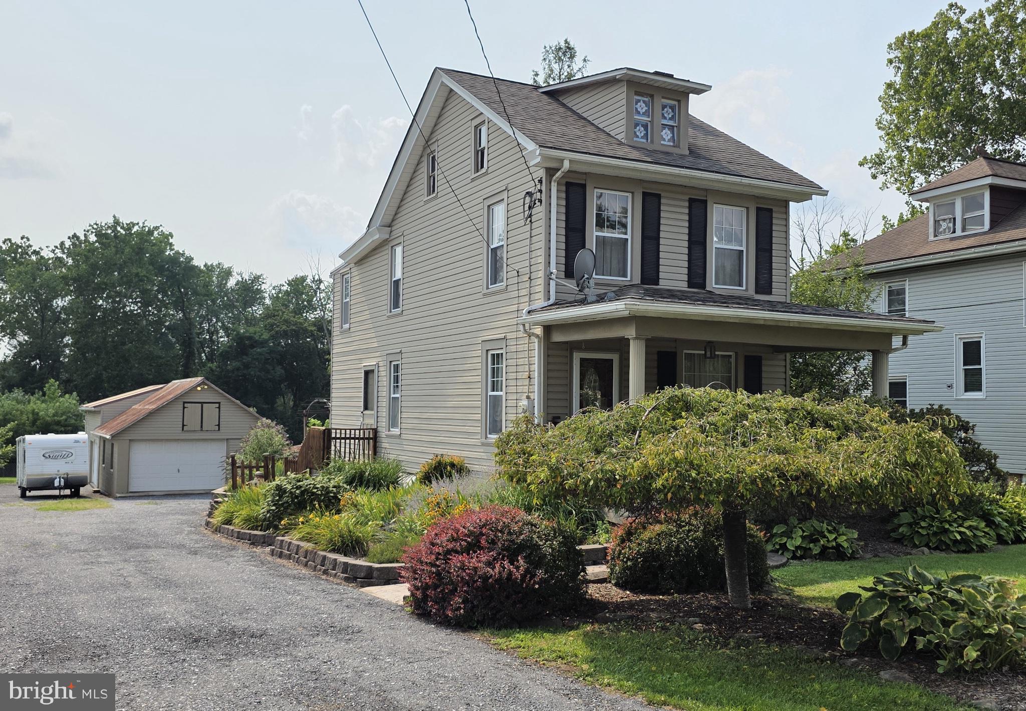 128 MONROE STREET