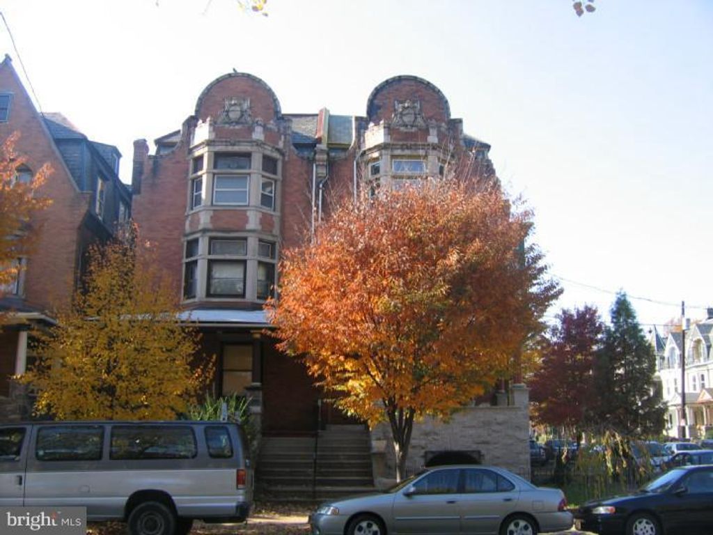 Photo of 600 S 48th Street #1R, PHILADELPHIA, PA 19143 (MLS # PAPH2569068)