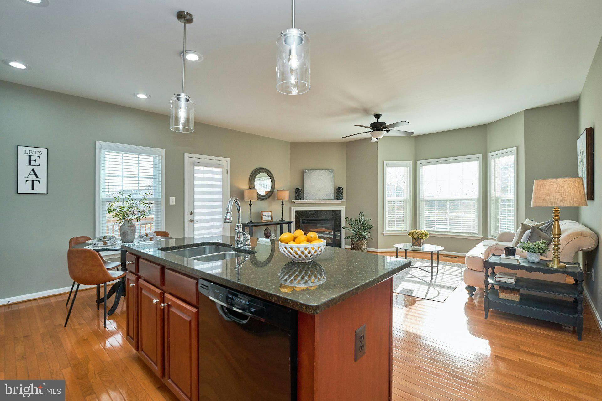 STONE RIDGE SOUTH - Residential