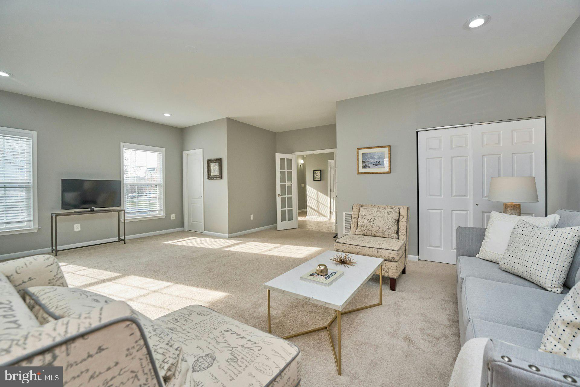 STONE RIDGE SOUTH - Residential