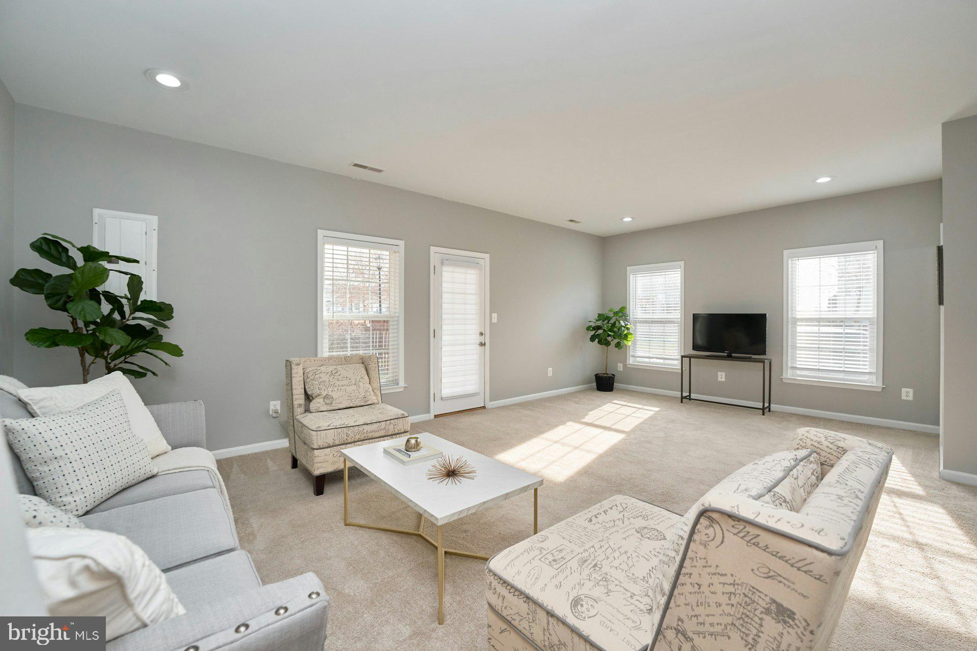 STONE RIDGE SOUTH - Residential