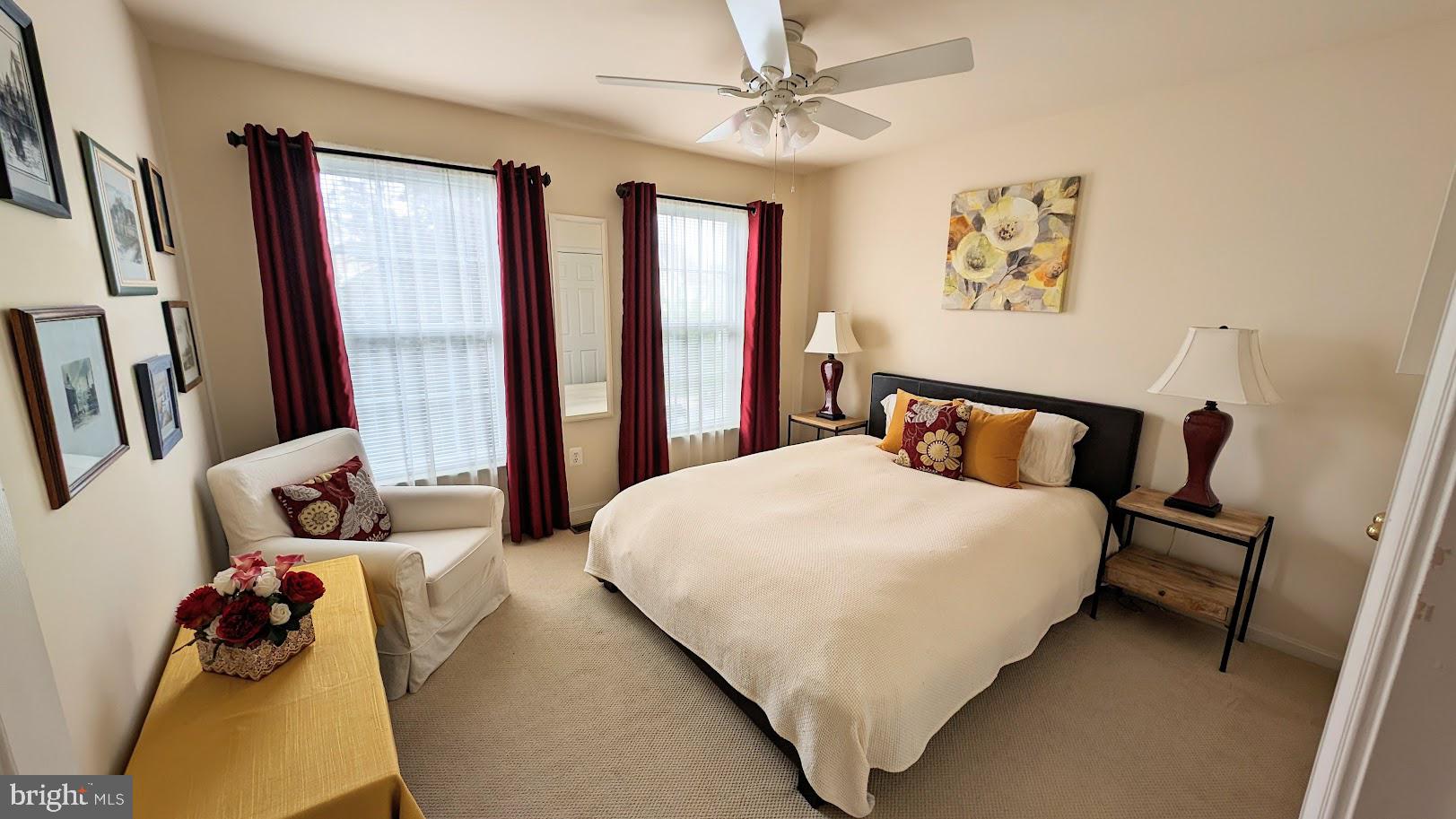 CLOVER RIDGE - Residential