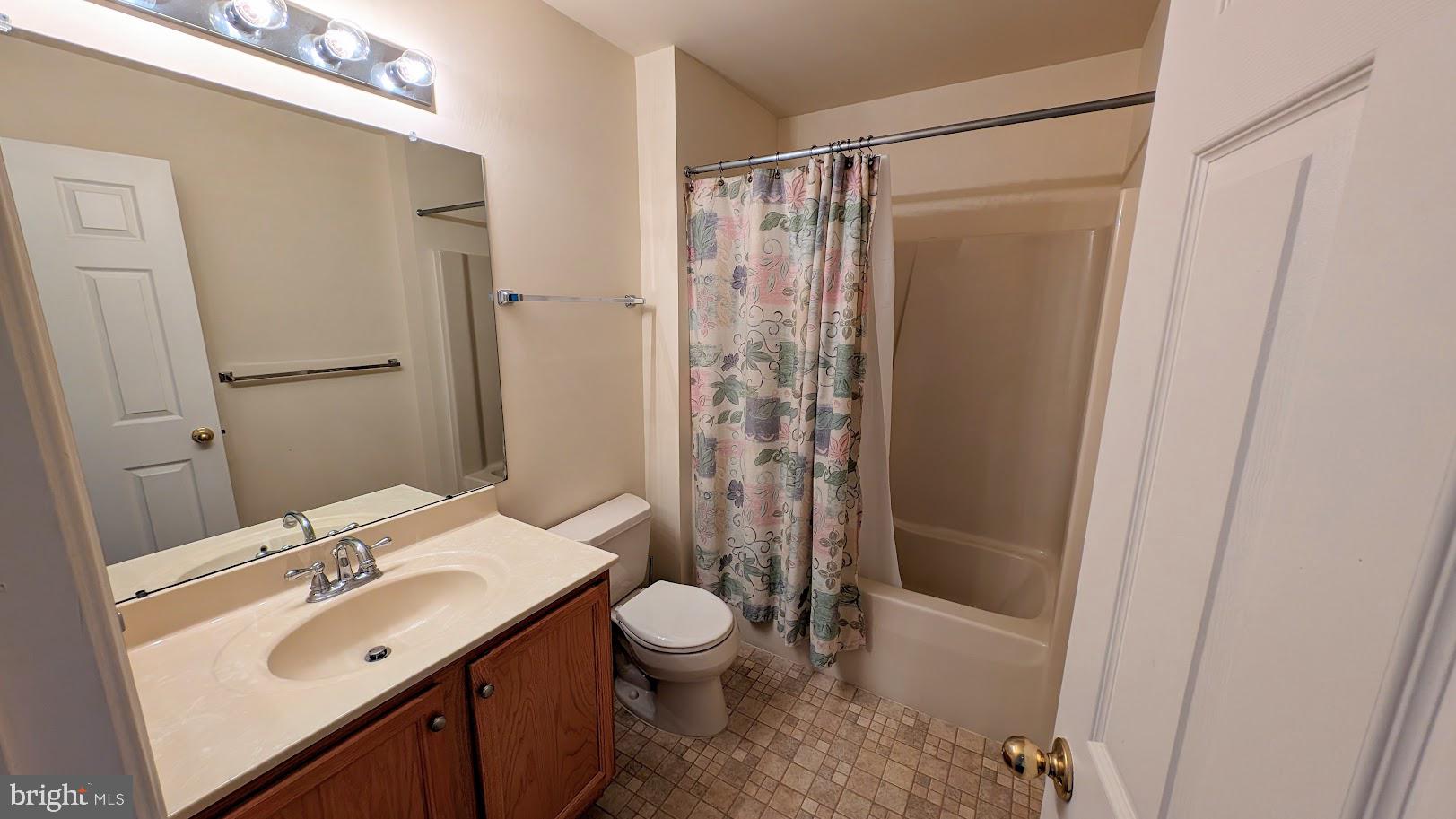 CLOVER RIDGE - Residential