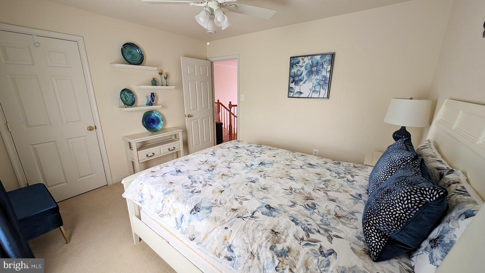 CLOVER RIDGE - Residential