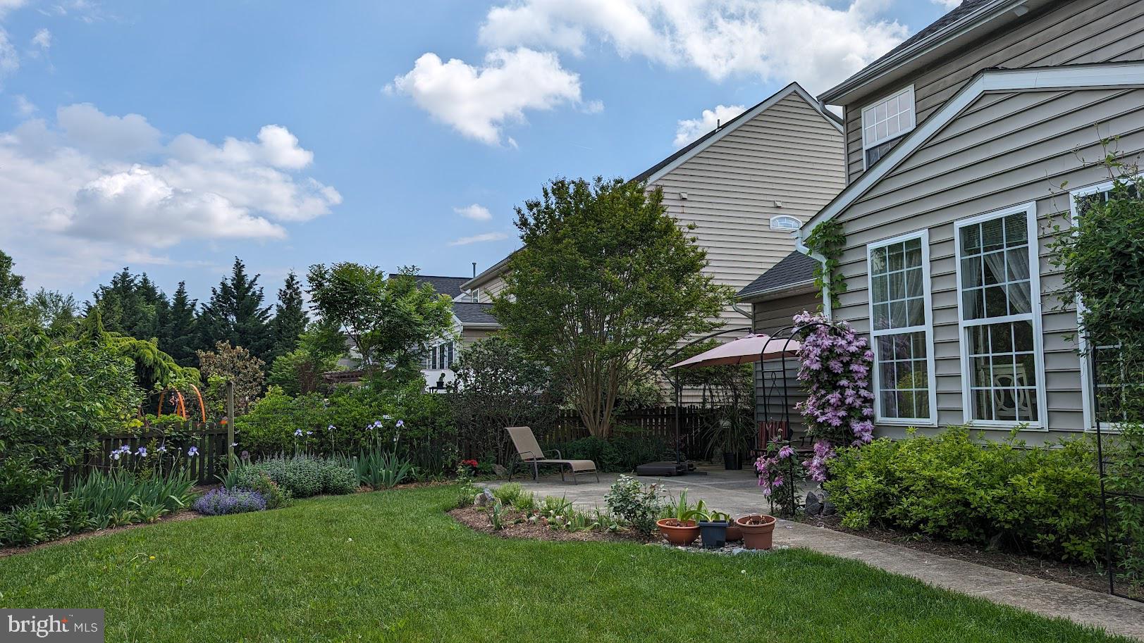 CLOVER RIDGE - Residential