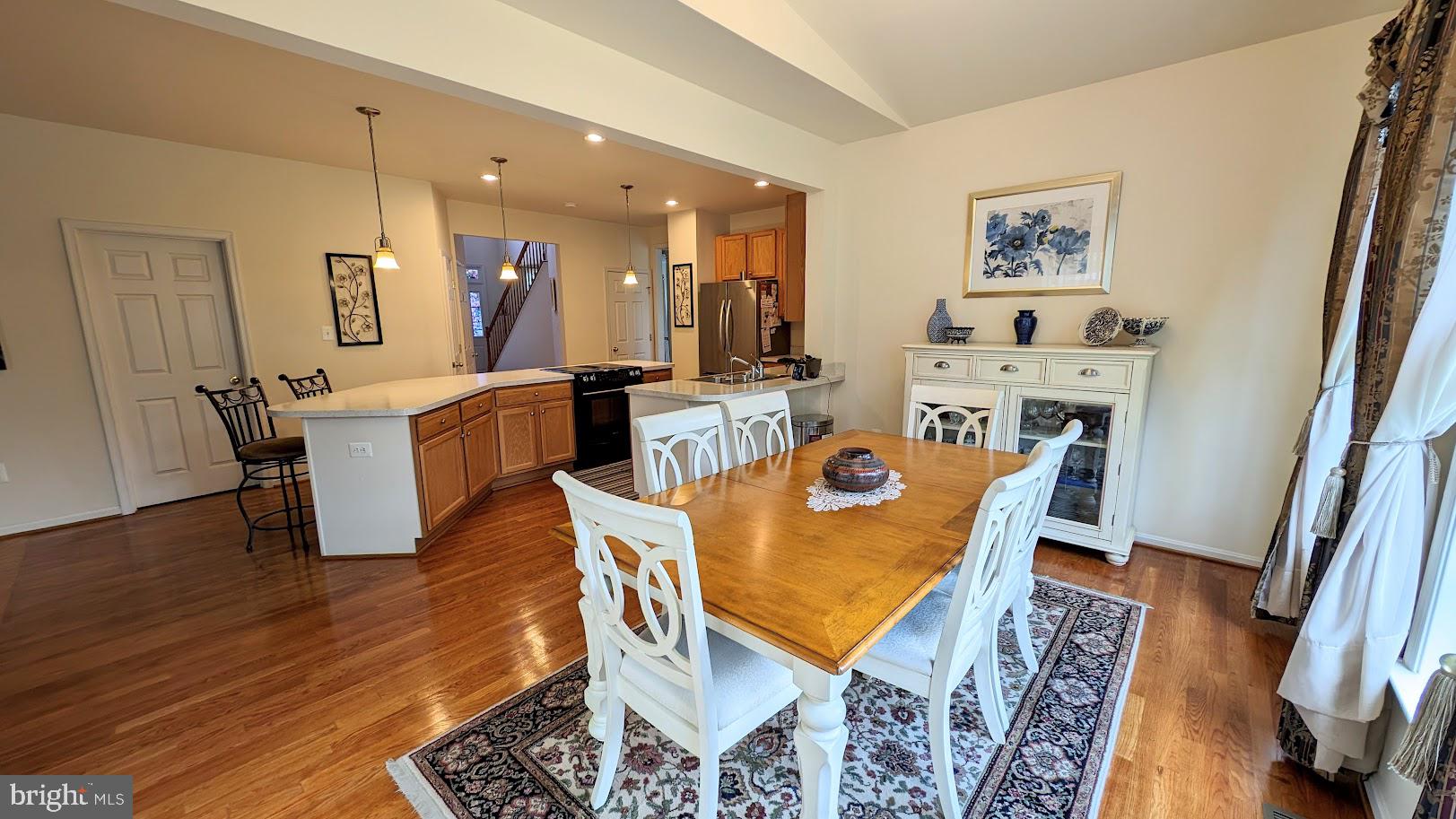 CLOVER RIDGE - Residential