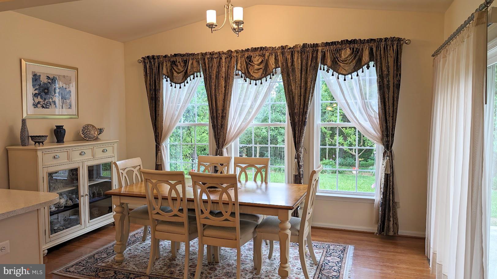 CLOVER RIDGE - Residential