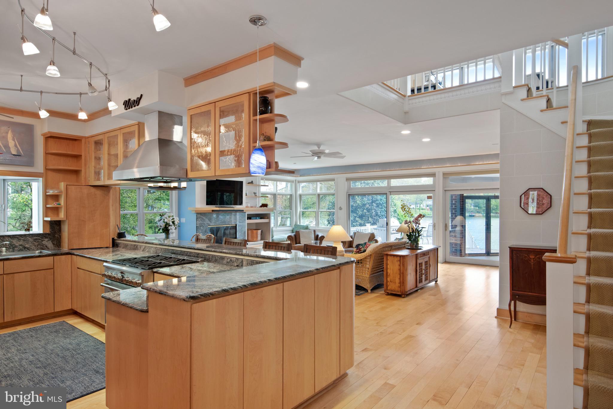 MAGOTHY BEACH - Residential