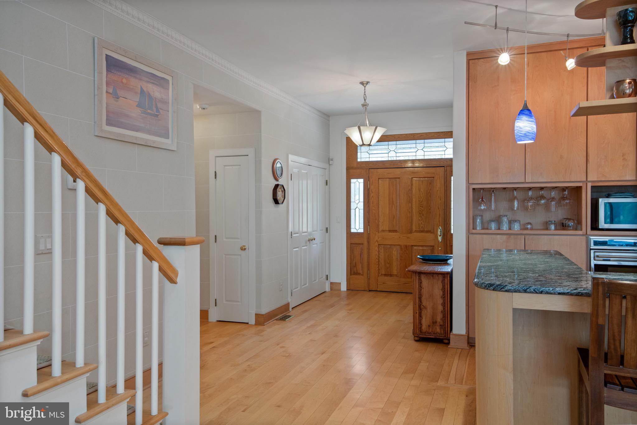 MAGOTHY BEACH - Residential