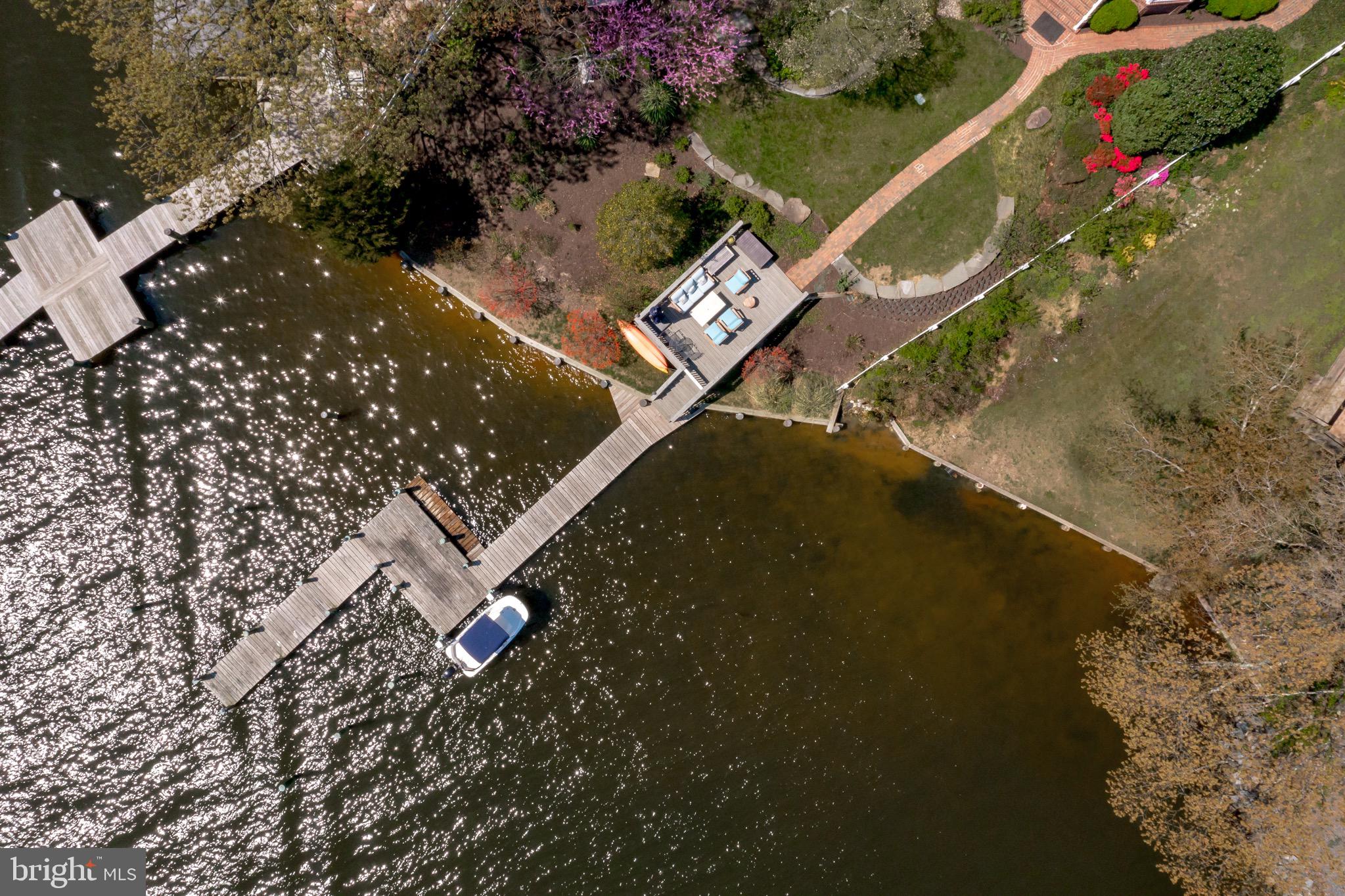 MAGOTHY BEACH - Residential