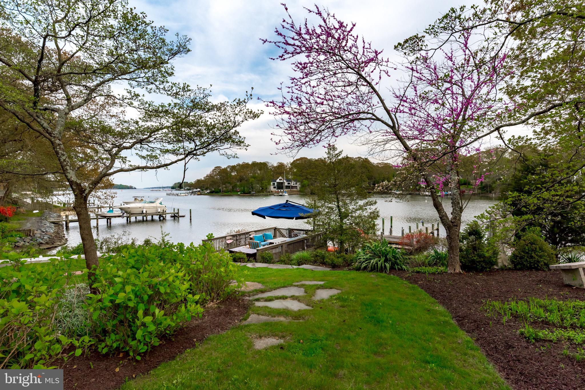 MAGOTHY BEACH - Residential