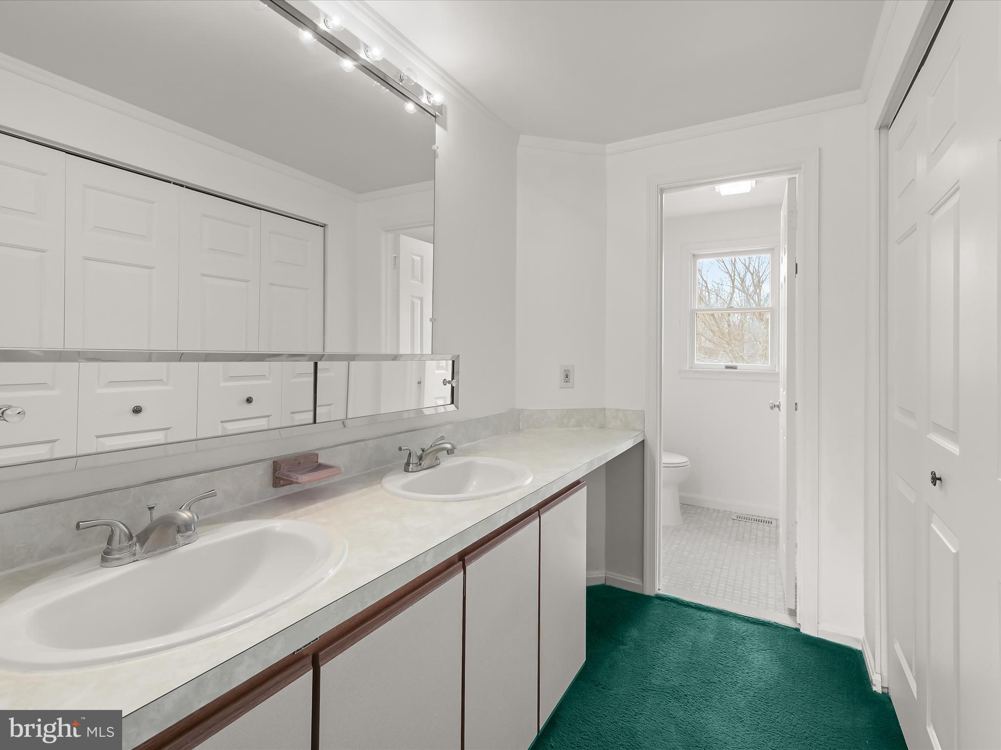 MOUNTVILLE MANOR - Residential