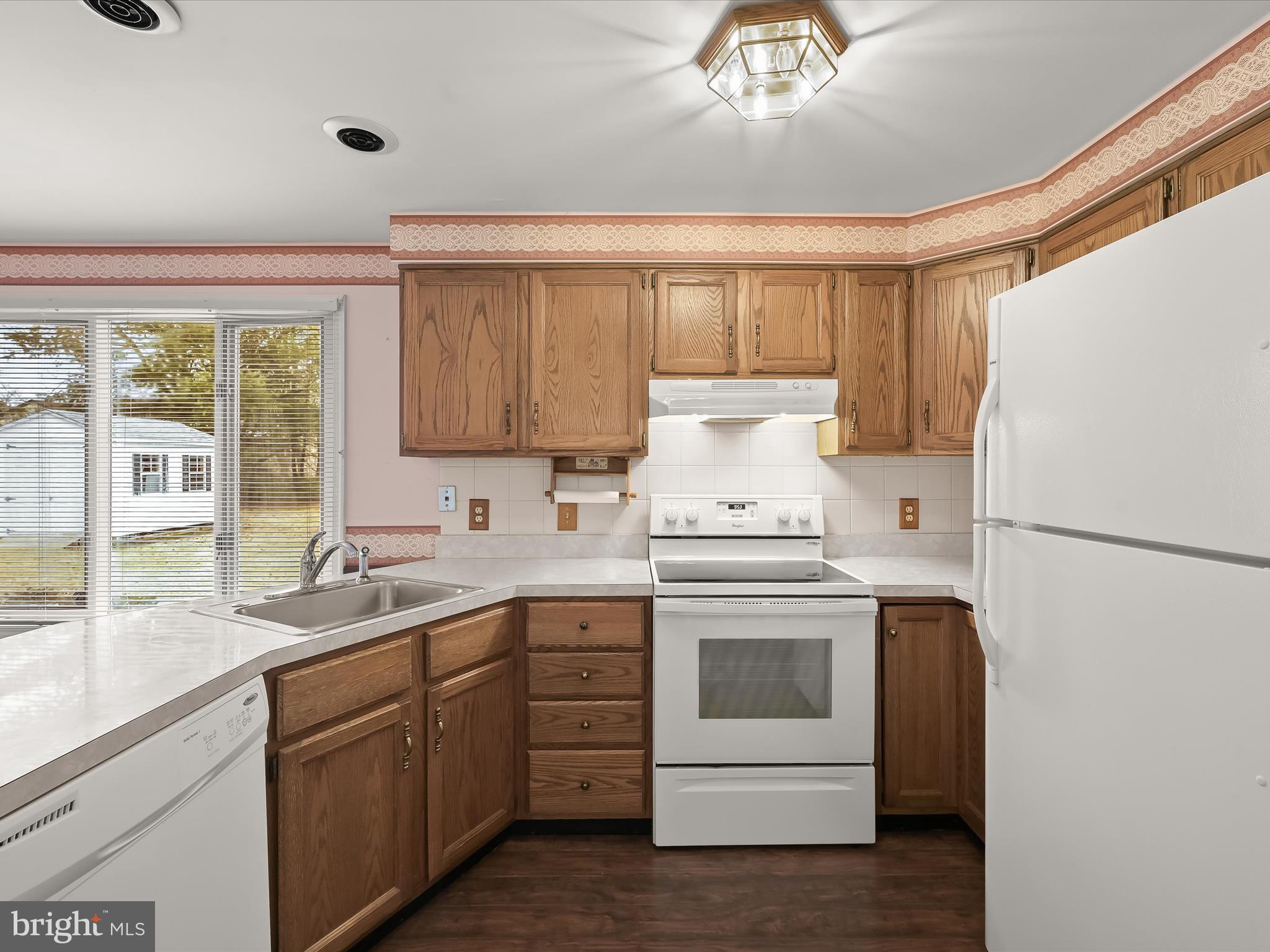 MOUNTVILLE MANOR - Residential