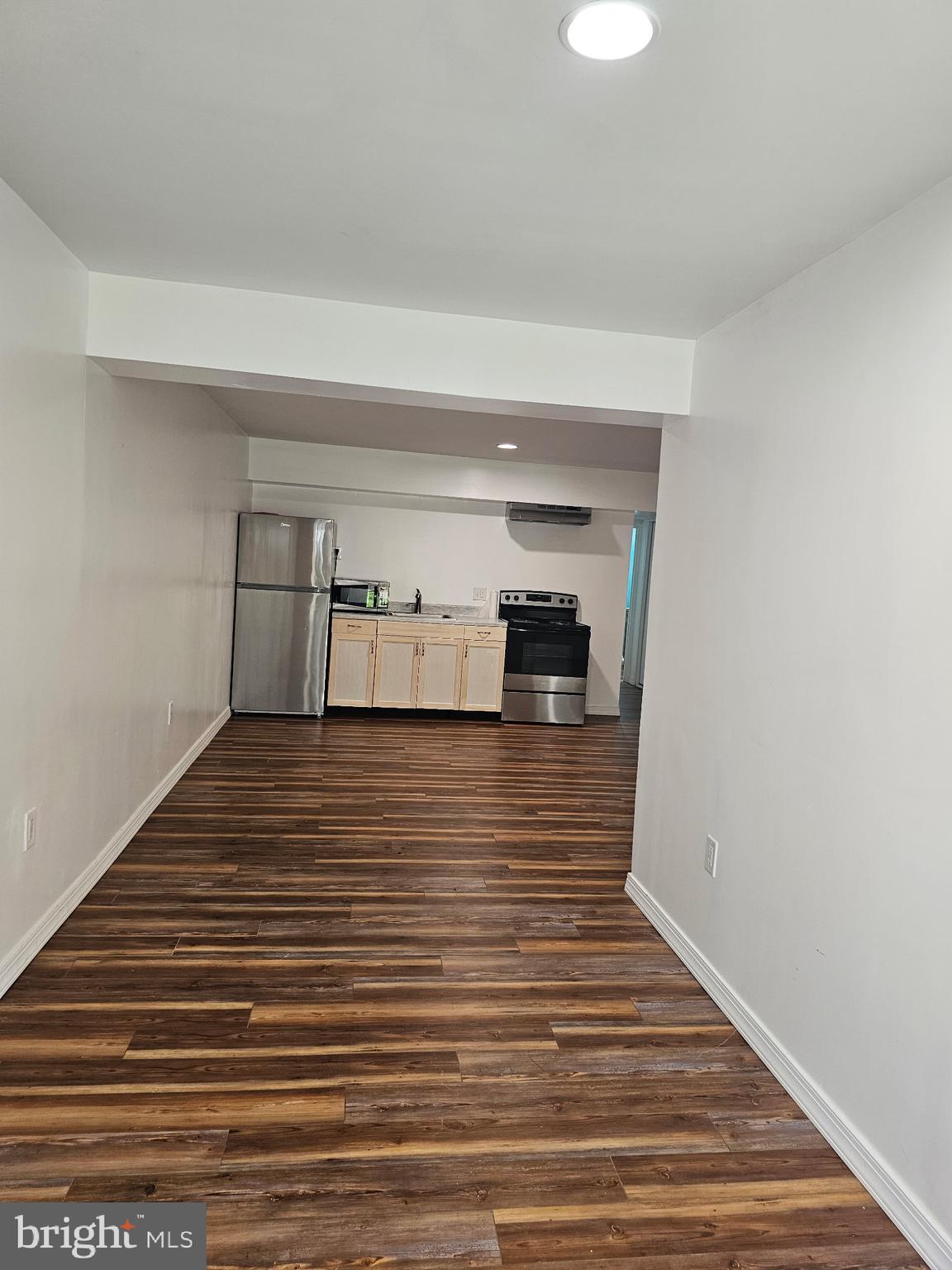 MCCAULEY CROSSING - Residential Lease