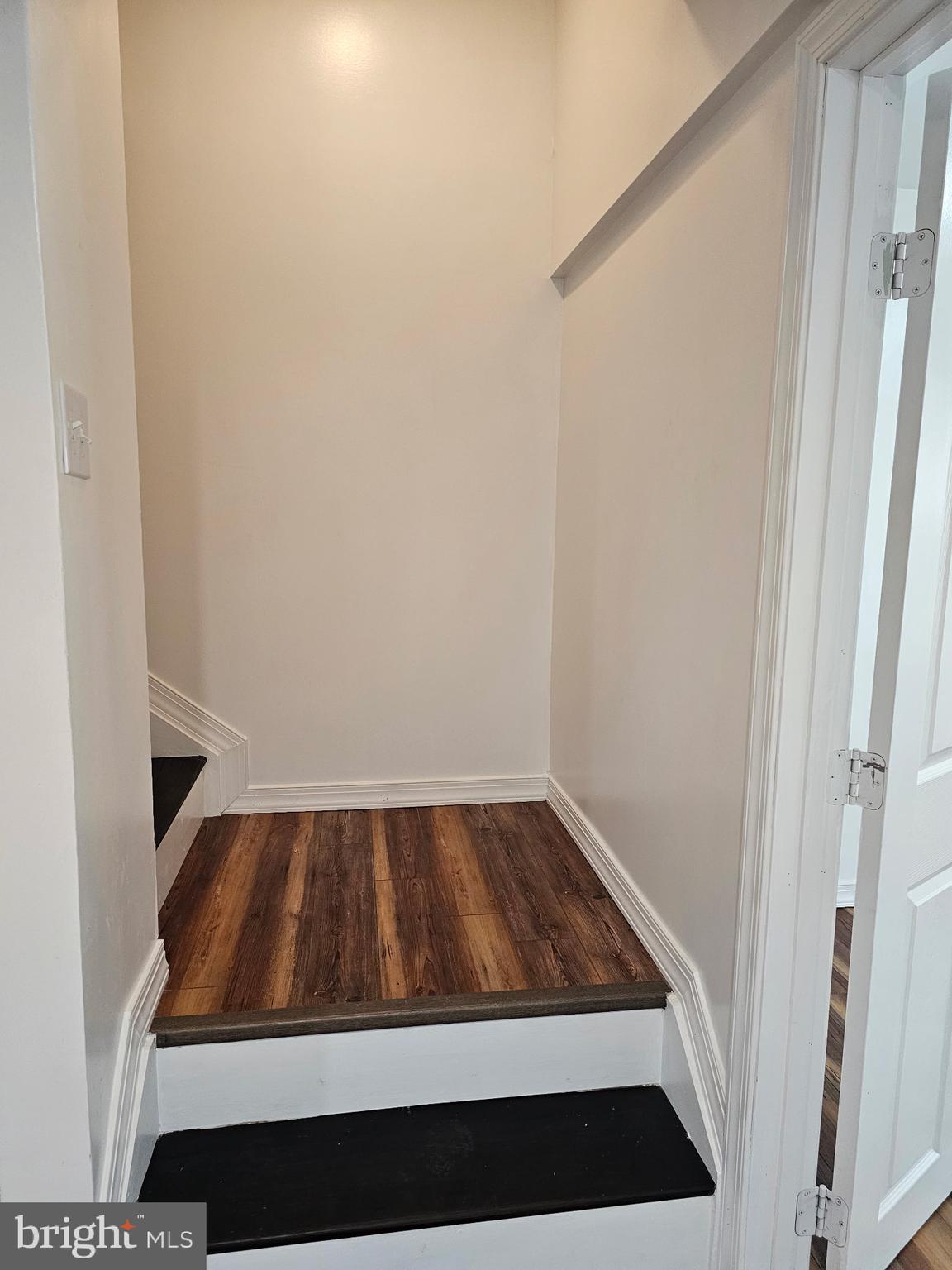 MCCAULEY CROSSING - Residential Lease