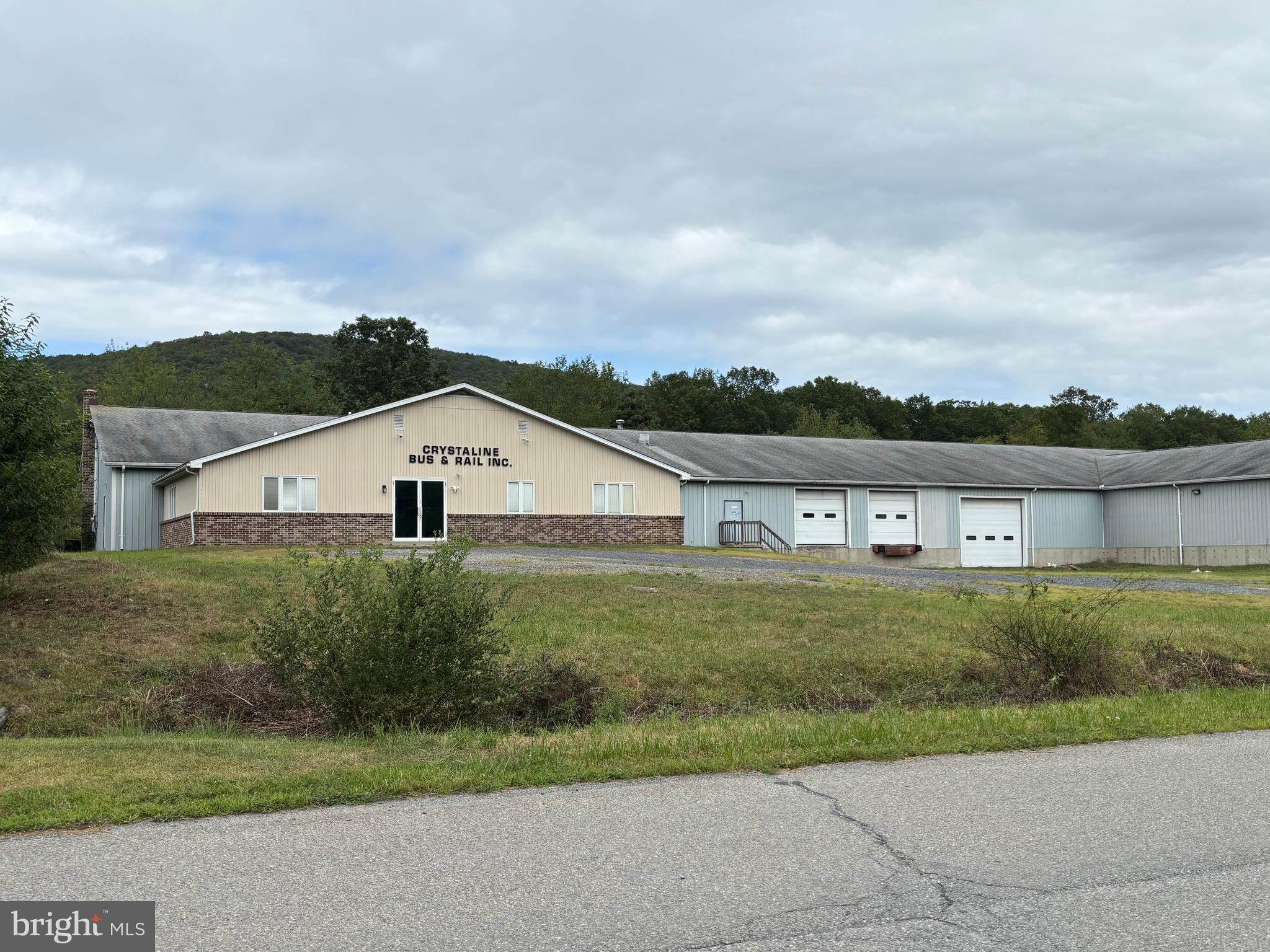 442 INDUSTRIAL DRIVE