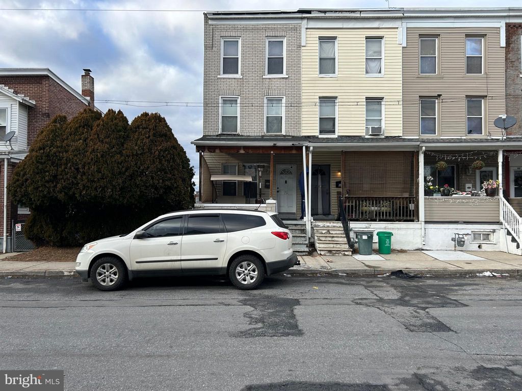 Photo of 251 E Elm Street, ALLENTOWN, PA 18109 (MLS # PALH2014292)