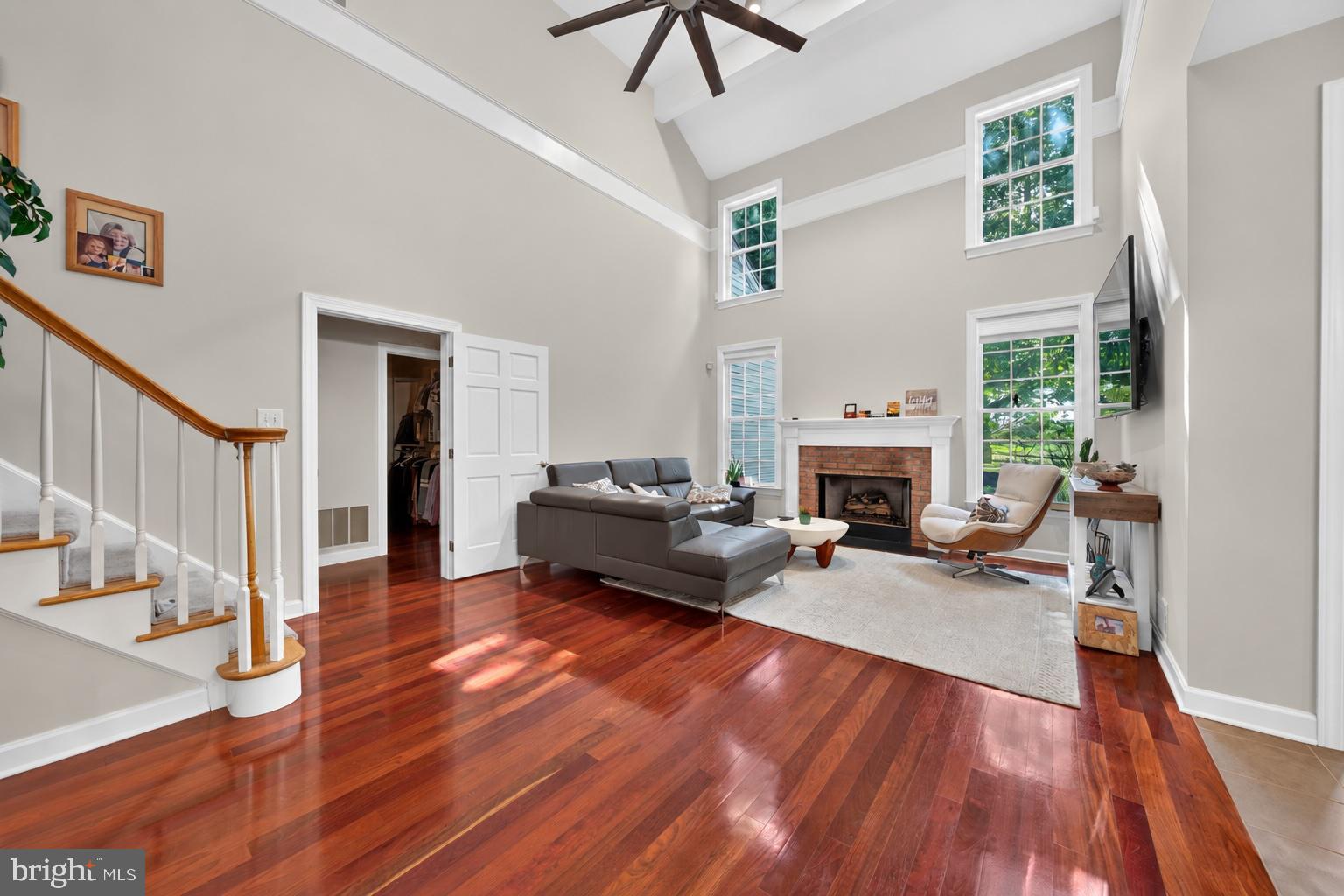 4706 PINEHURST CIRCLE