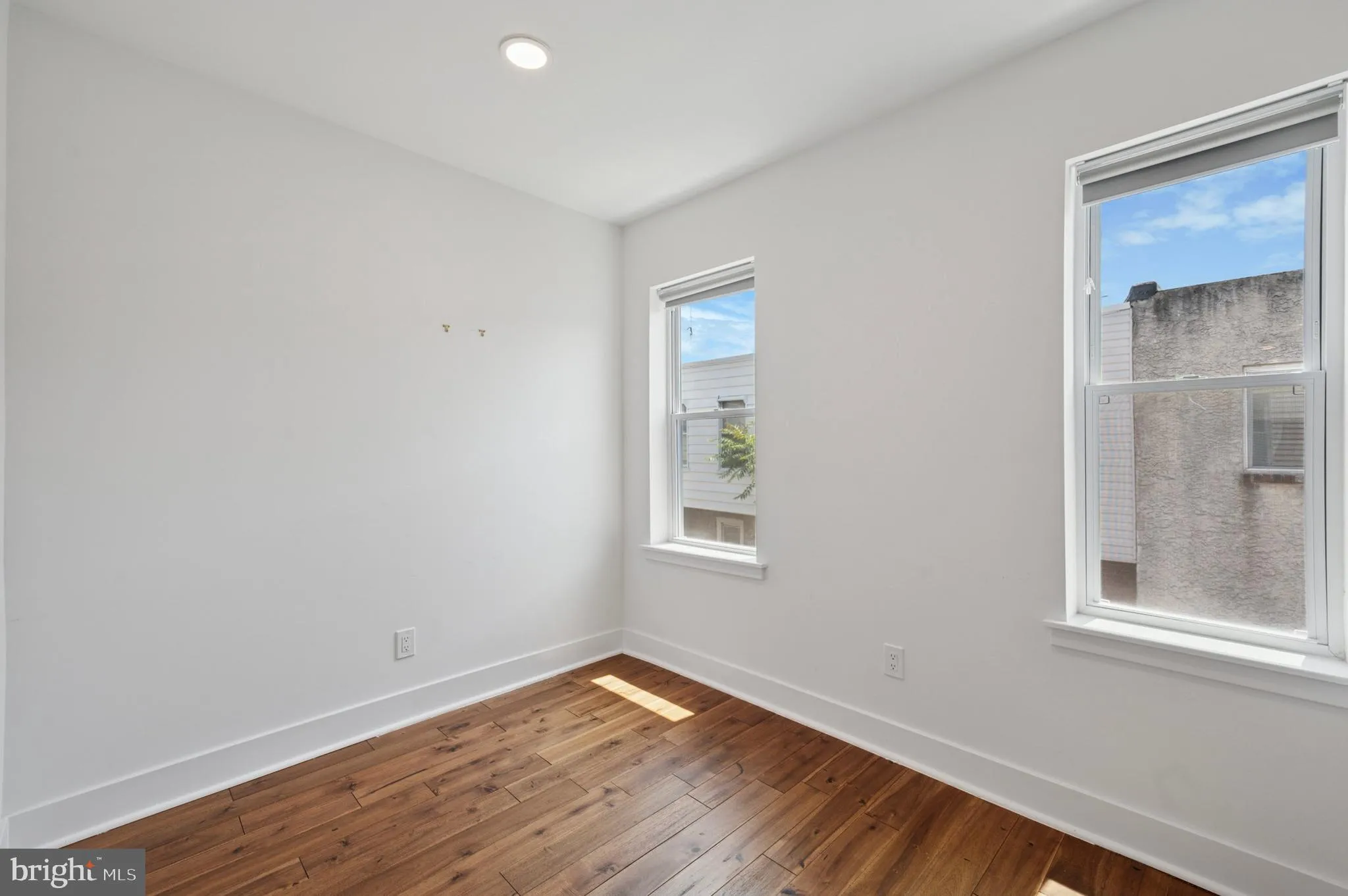 Philadelphia, Pennsylvania 19146, United States, 3 Bedrooms Bedrooms, ,3 BathroomsBathrooms,Residential,Active,166980