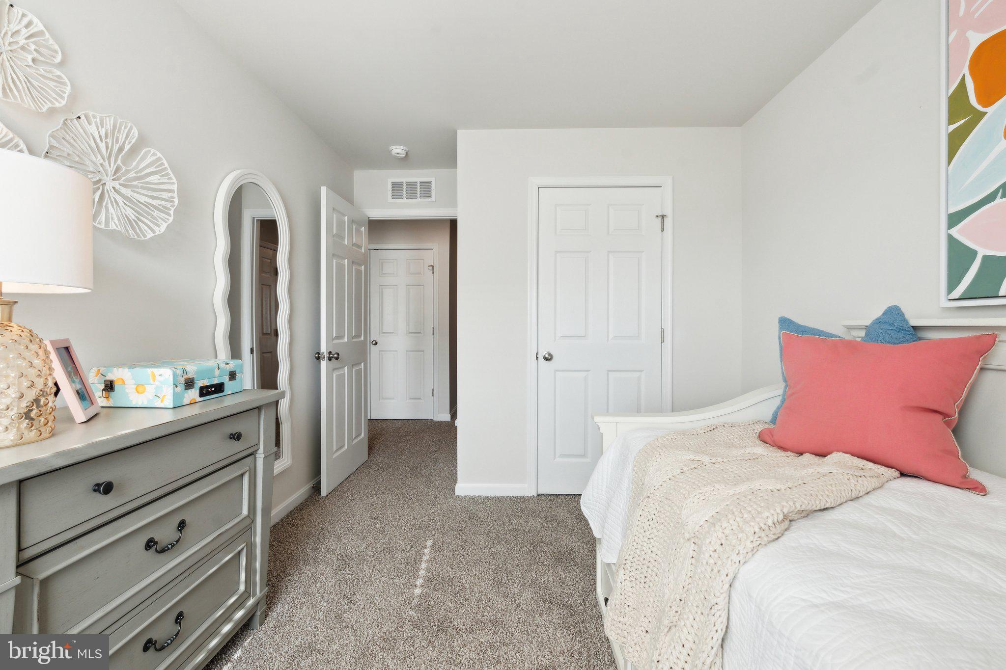 LURAY LANDING - Residential