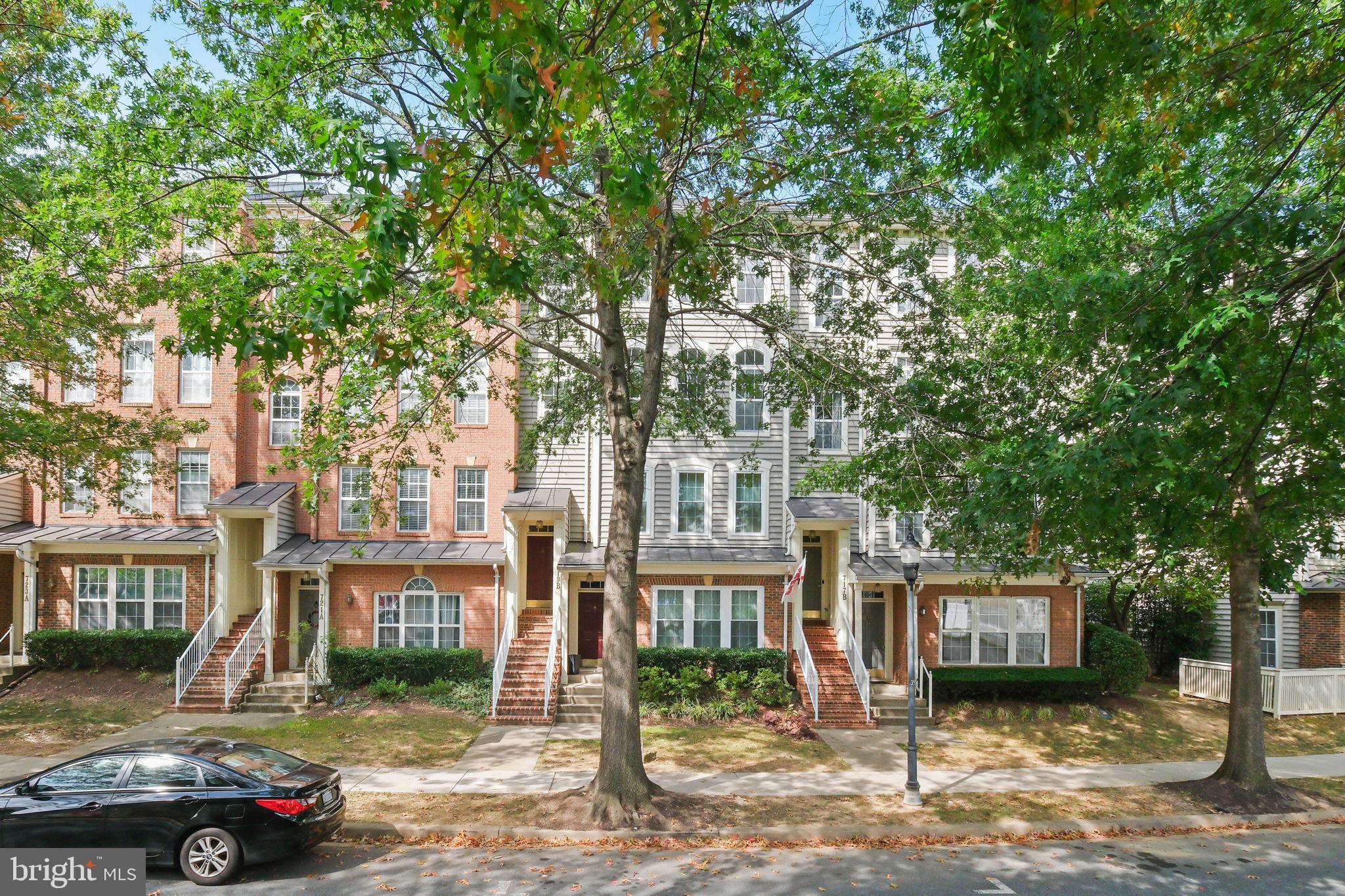 719 MAIN STREET B 719-B