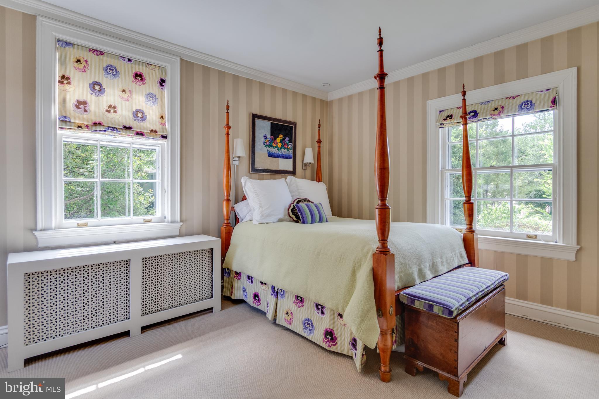 ROSEMONT - Residential