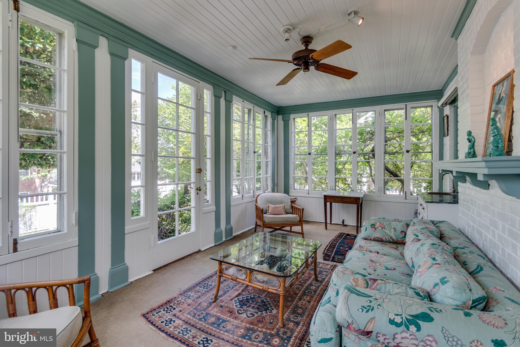 ROSEMONT - Residential