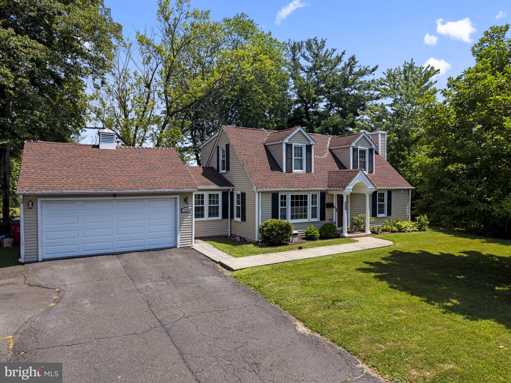 1329 W COUNTY LINE ROAD
